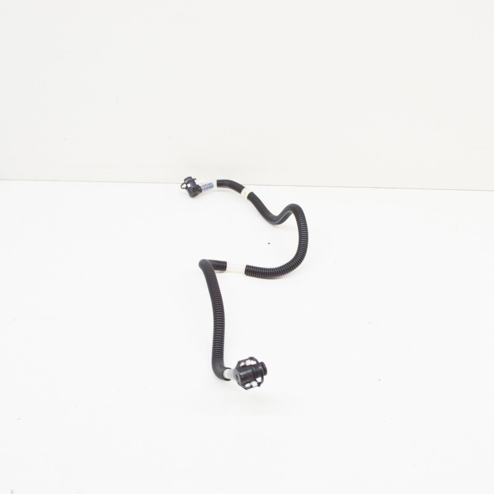 NEW MB E W210 ENGINE FUEL FILTER FEED PIPE HOSE E200 DIESEL A6110701032 ORIGINAL