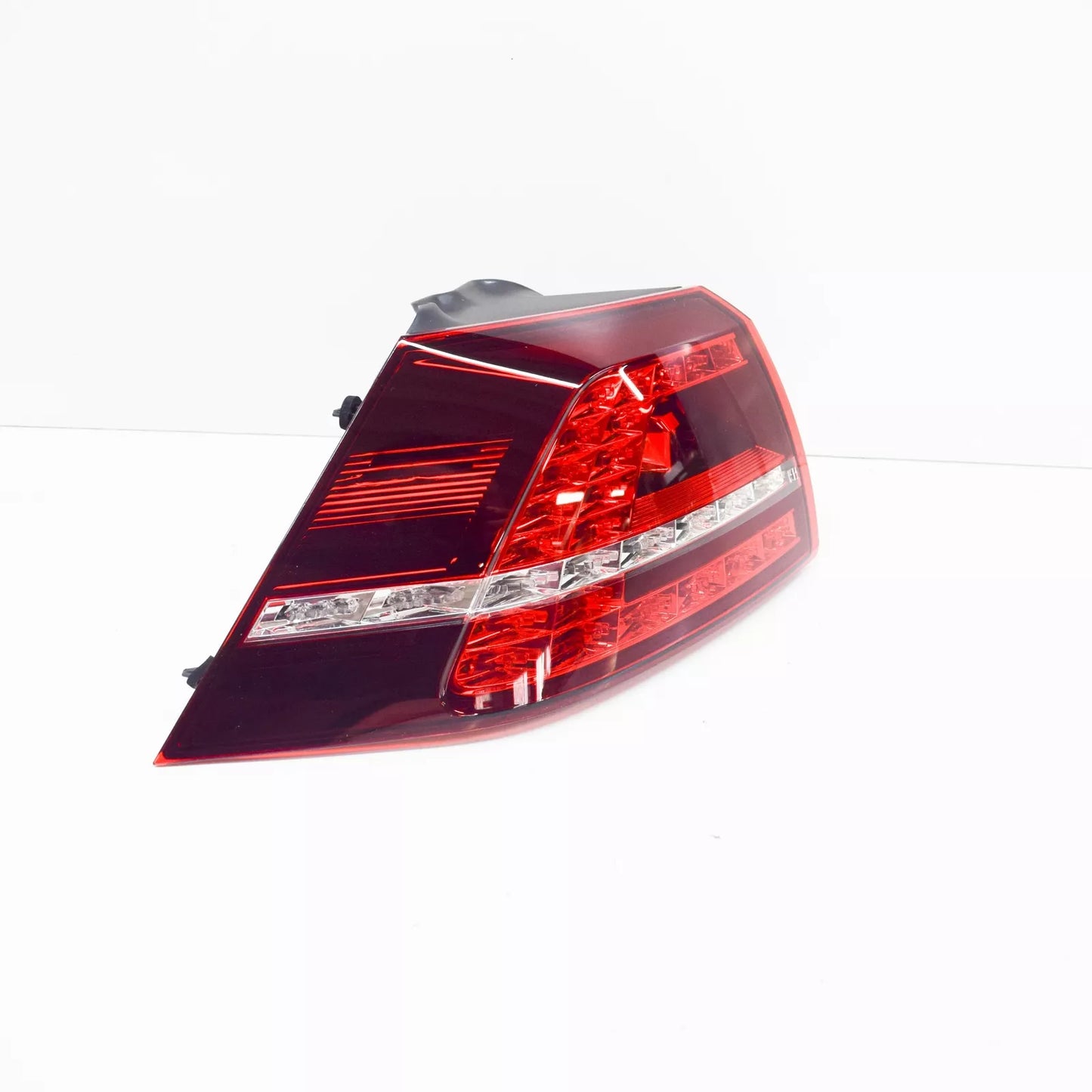 NEW VW GOLF MK7 REAR LEFT OUTER LED TAILLIGHT 5G0945207 ORIGINAL