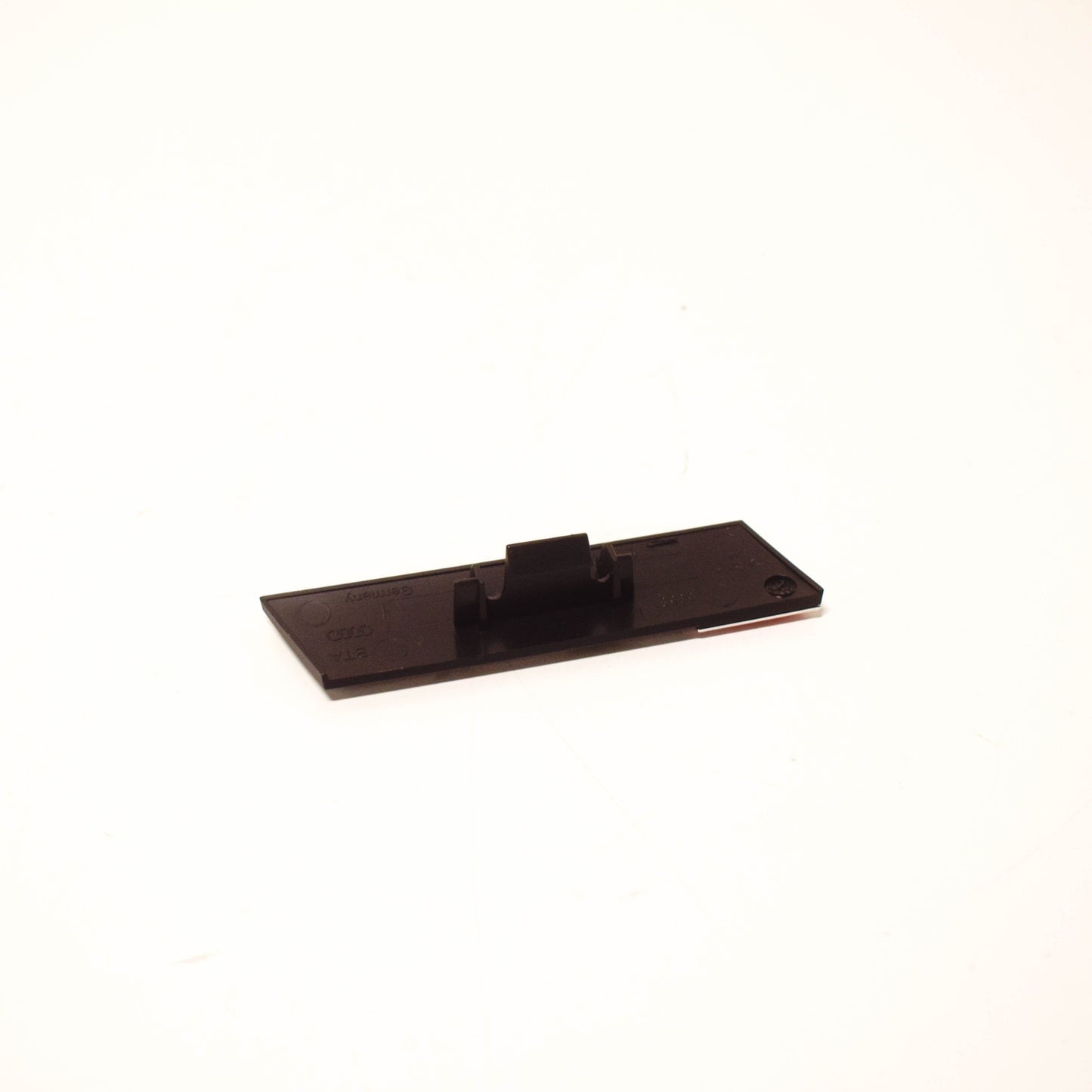 NEW AUDI Q5 8R SQ5 FRONT GRILLE BADGE 8R0853737B2ZZ ORIGINAL