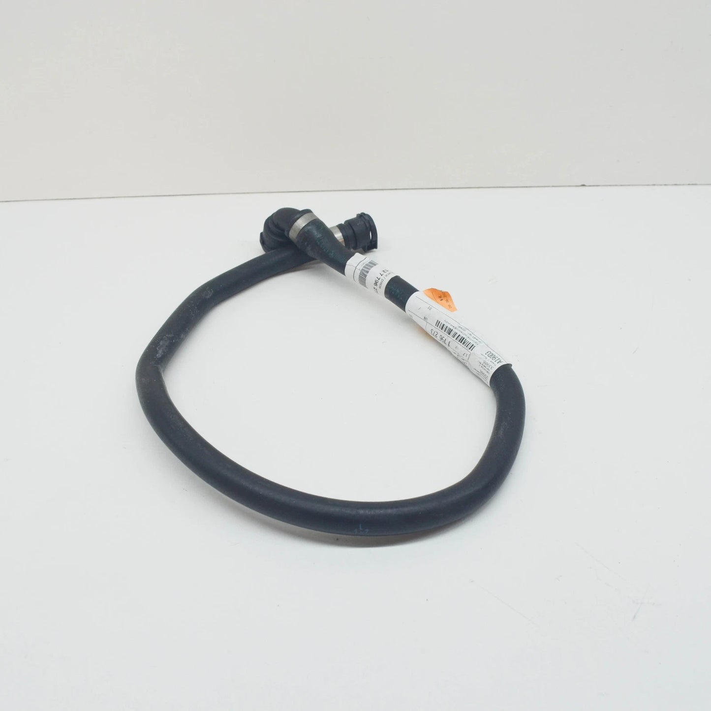 NEW BMW 5 E60 RADIATOR COOLANT HOSE 17127796273 7796273 ORIGINAL