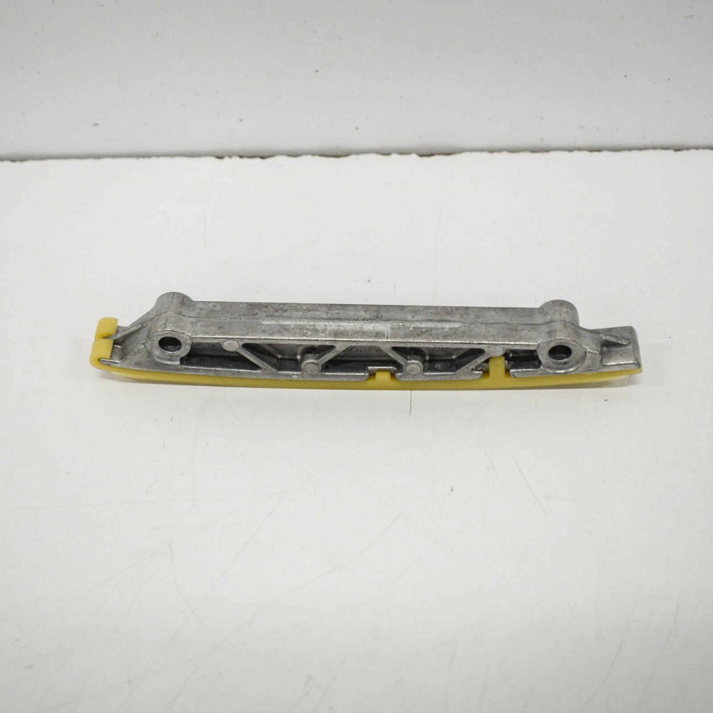 NEW AUDI A4 B8 TIMING CHAIN GUIDE 057109469H 2011 ORIGINAL