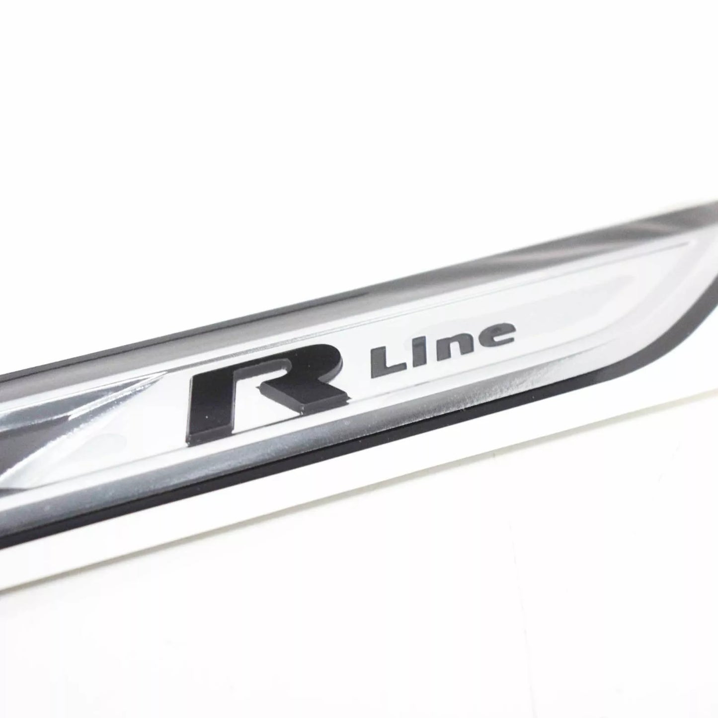 NEW VW ARTEON FRONT LEFT DOOR EMBLEM BADGE R-LINE 3G8853689GDPJ