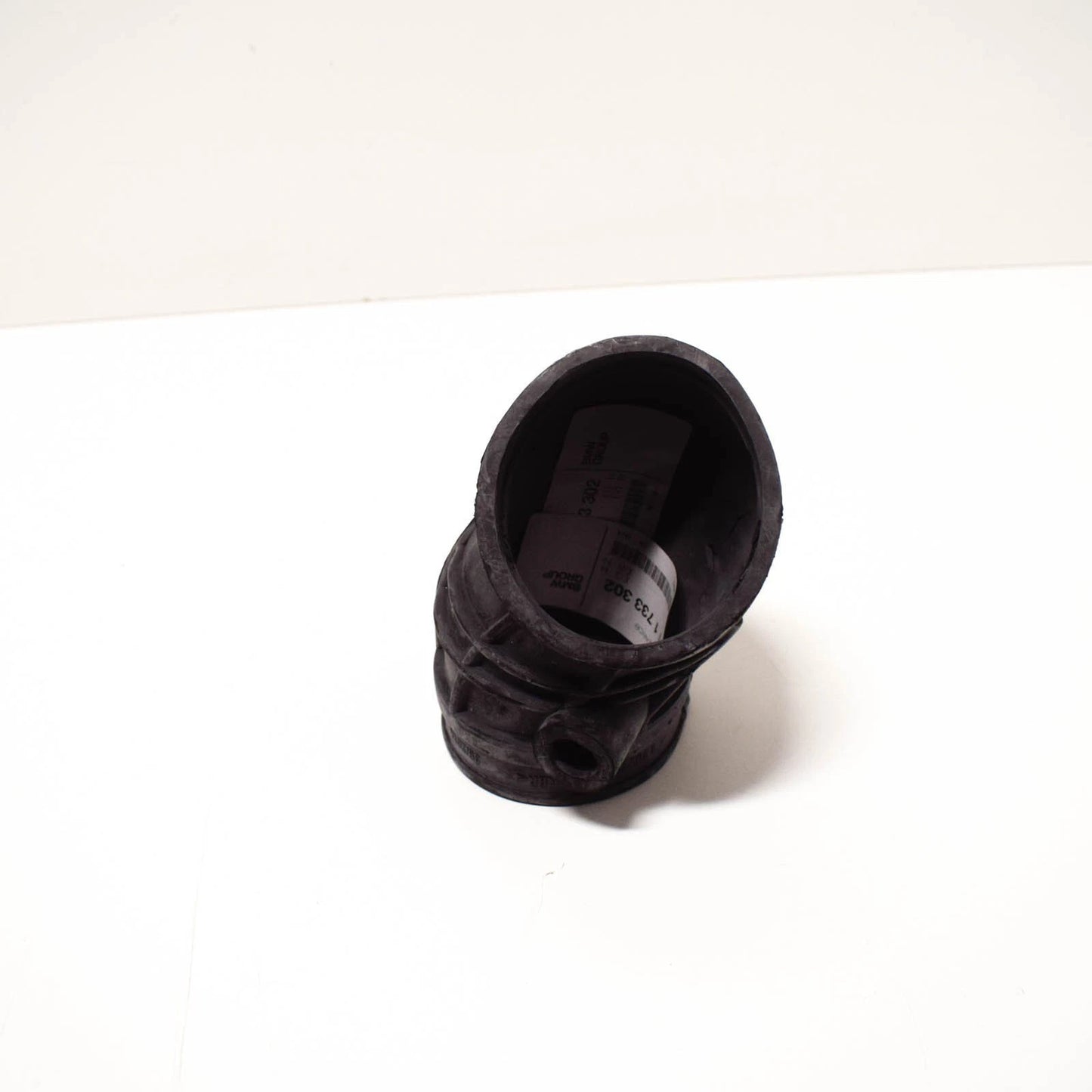 NEW BMW 8 E31 INTAKE HOSE TUBE 13711733302 850CI ORIGINAL