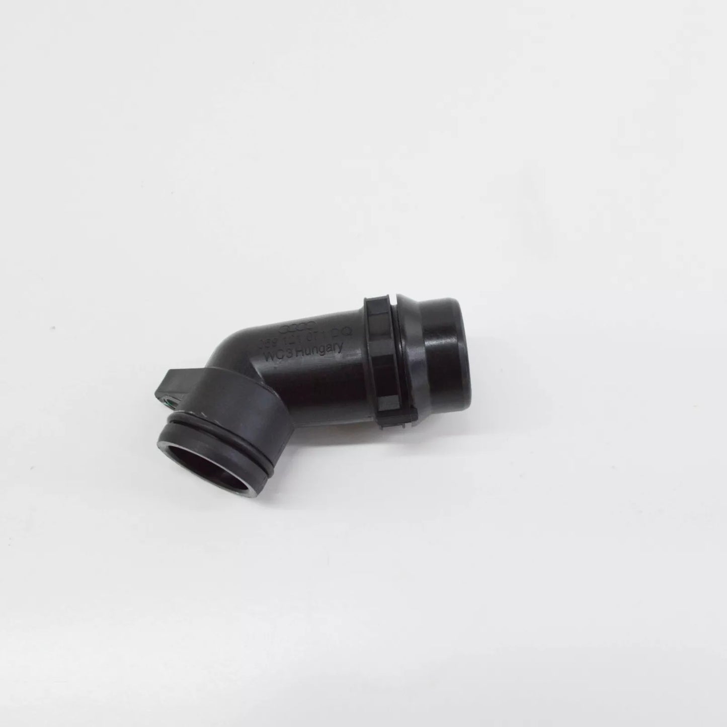 NEW AUDI Q5 FY FRONT ENGINE COOLANT ADAPTER 059121071DQ ORIGINAL