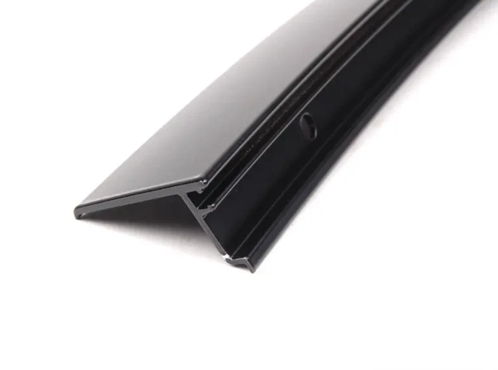 NEW BMW 3 E46 REAR LEFT DOOR C-COLUMN WINDOW FRAME 51348208993 8208993 ORIGINAL