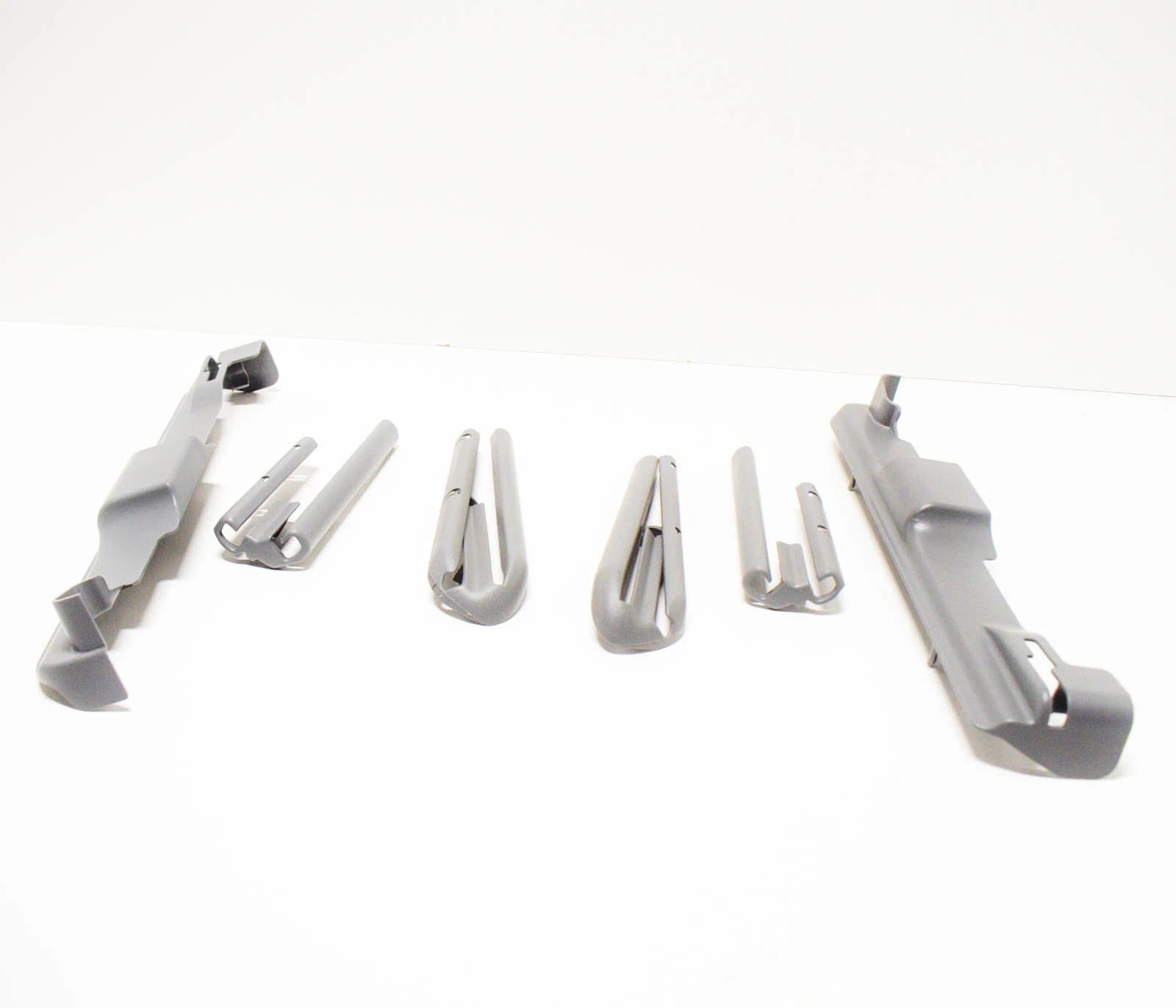 NEW BMW 5 E39 FRONT SEAT RAIL COVER 52108217290 8217290 ORIGINAL