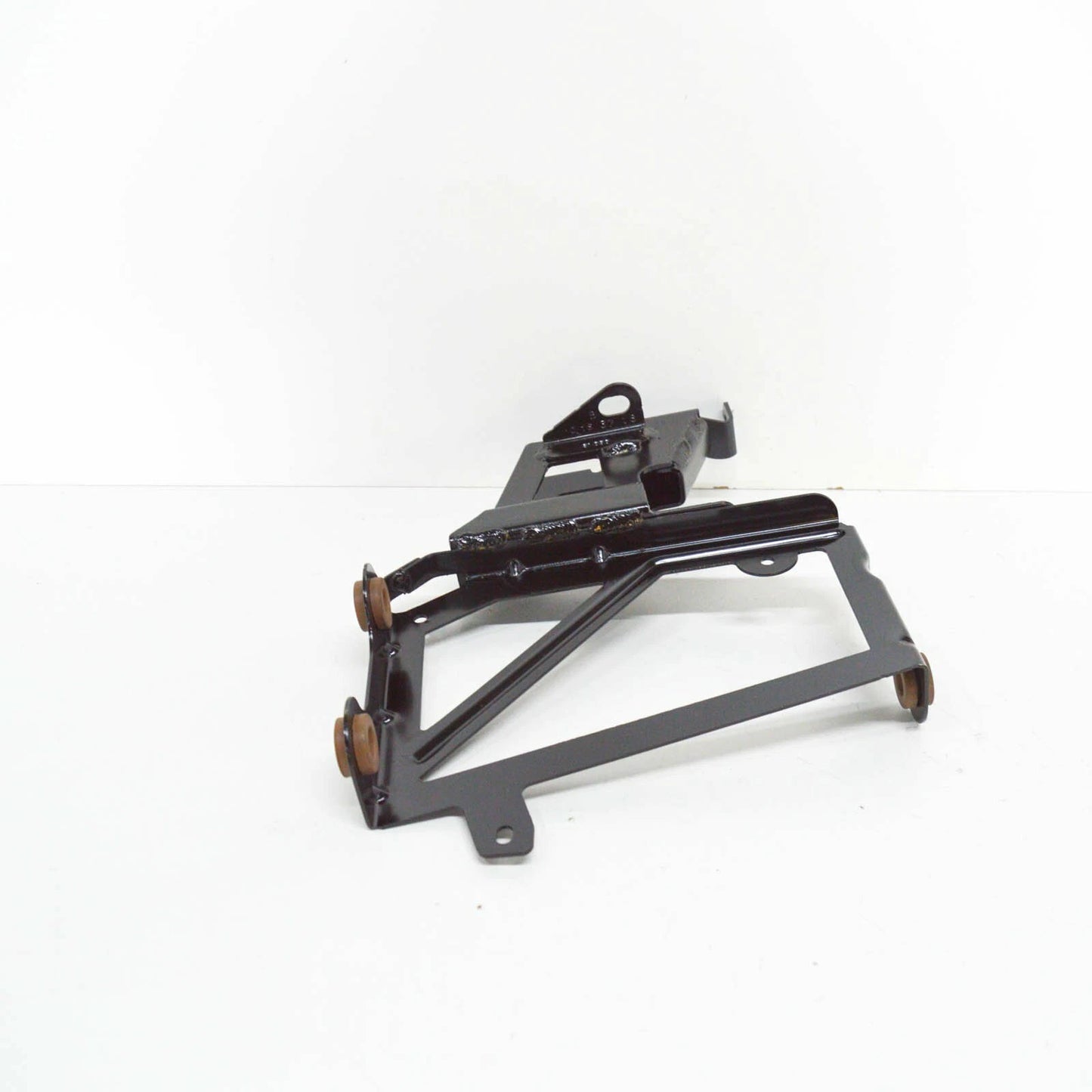 NEW AUDI Q5 FY ADDITIONAL COOLANT RADIATOR BRACKET LEFT 80A121261A