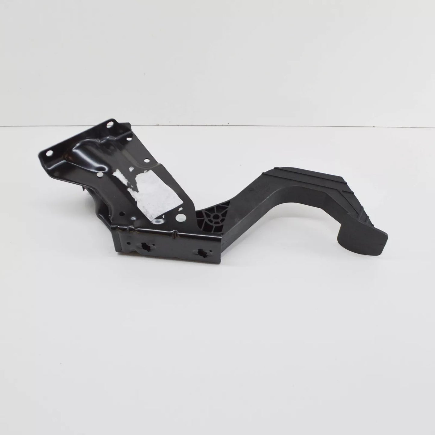 NEW MERCEDES-BENZ SPRINTER W906 CLUTCH PEDAL A9062900016 ORIGINAL