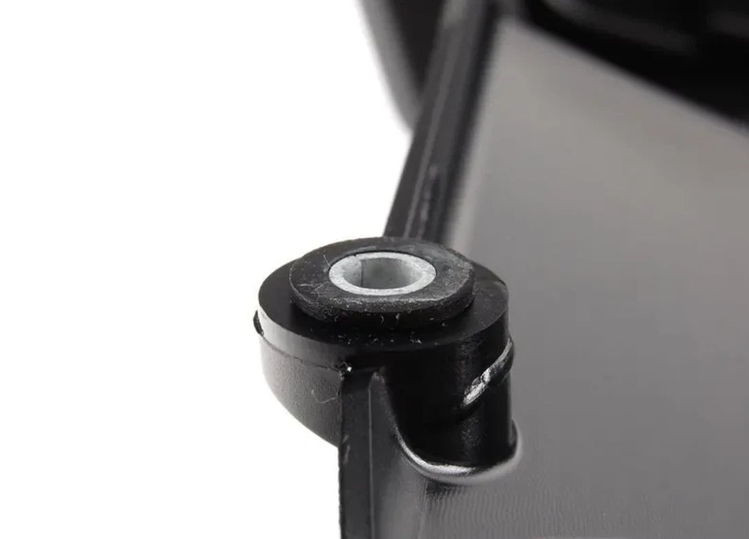 NEW BMW 3 E90 IGNITION COIL COVERING 11127575031 7575031 ORIGINAL