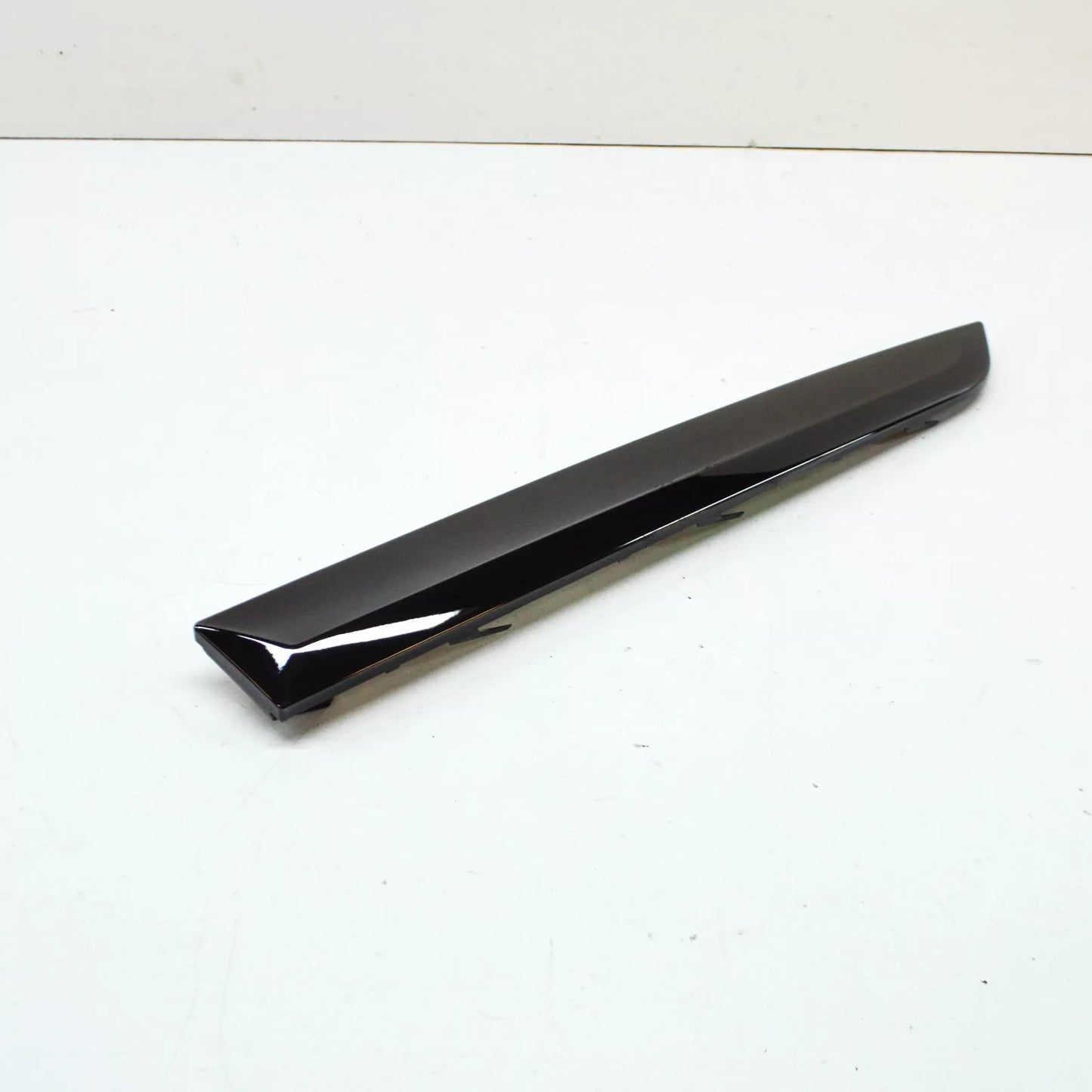 NEW BMW X7 G07 M REAR LEFT BUMPER MOLDING 51128074019 8074019 ORIGINAL