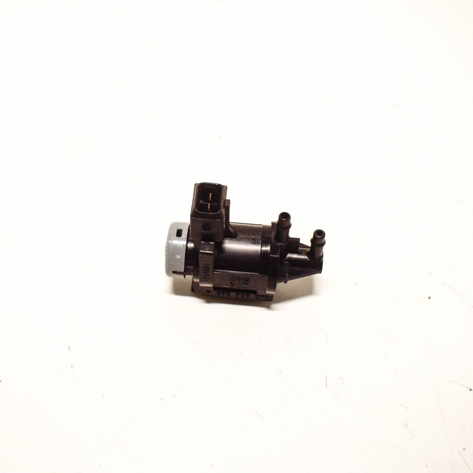 NEW AUDI A4 B5 SOLENOID VALVE 1J0906283A ORIGINAL