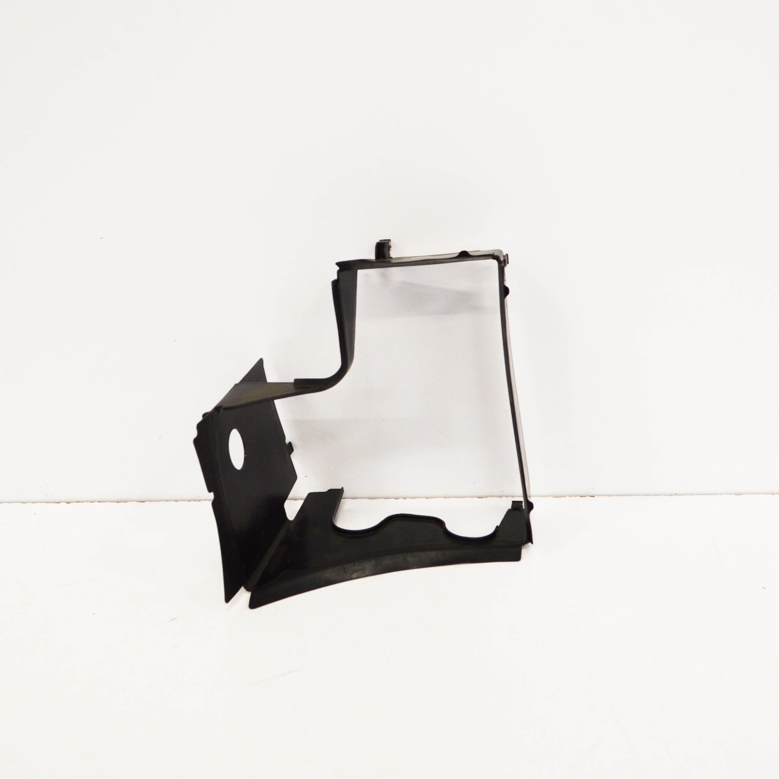 NEW AUDI A3 S3 8V AIR DUCT 8V0117339 ORIGINAL