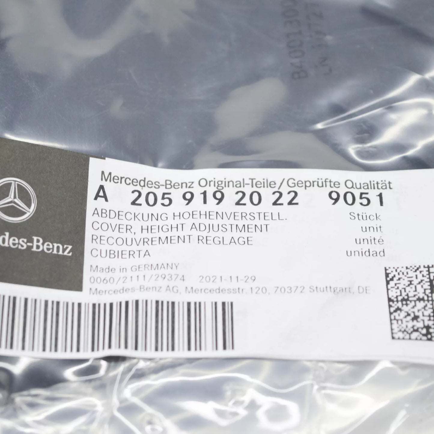 NEW MB C W205 FRONT OUTER RIGHT SEAT HEIGHT ADJUS. COVER A20591920229051