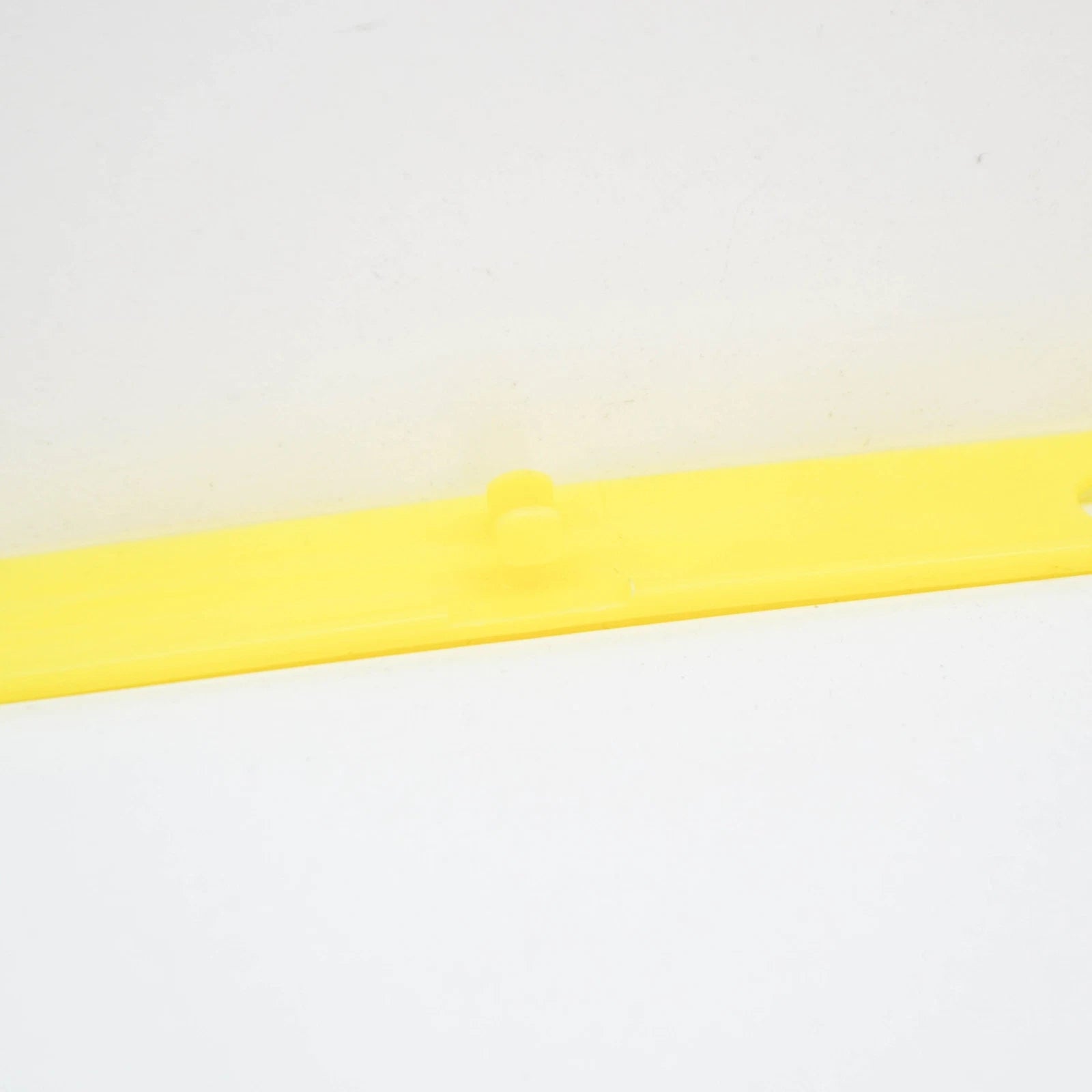 NEW MERCEDES-BENZ C CL203 FRONT RIGHT DOOR ENTRANCE RAIL A2037271235