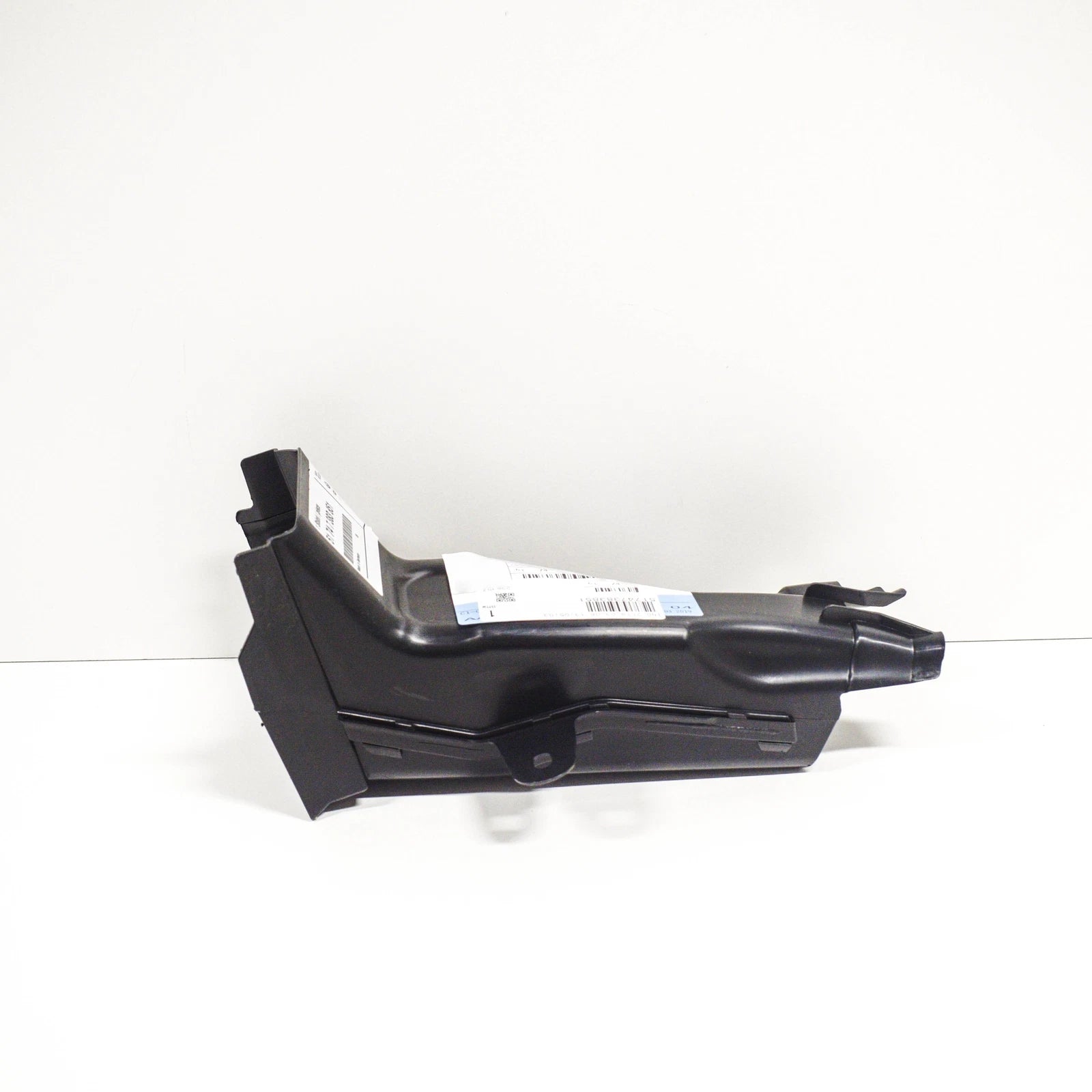 NEW BMW 5 G30 LEFT BRAKE AIR DUCT 51747383851 7383851 ORIGINAL