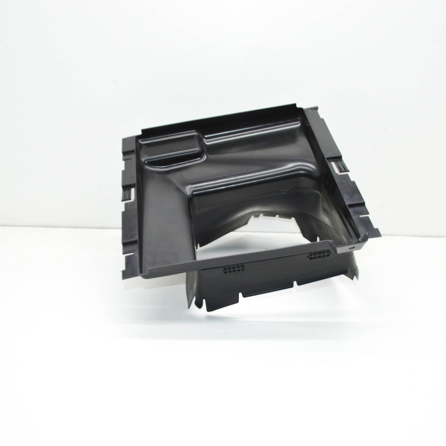 NEW AUDI Q8 INTERCOOLER LEFT AIR GUIDE DUCT 4M8145333A ORIGINAL