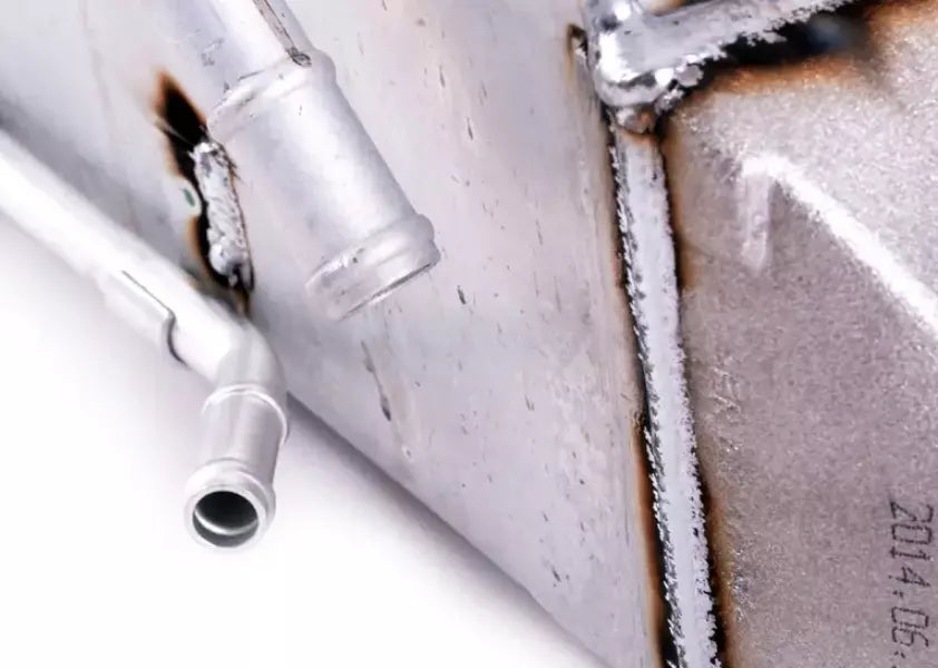 NEW VOLKSWAGEN PASSAT B8 INTERCOOLER 3AA145805B ORIGINAL