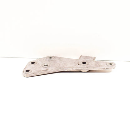 NEW BMW 1 F20 WATER PUMP BRACKET 11517600672 7600672 ORIGINAL