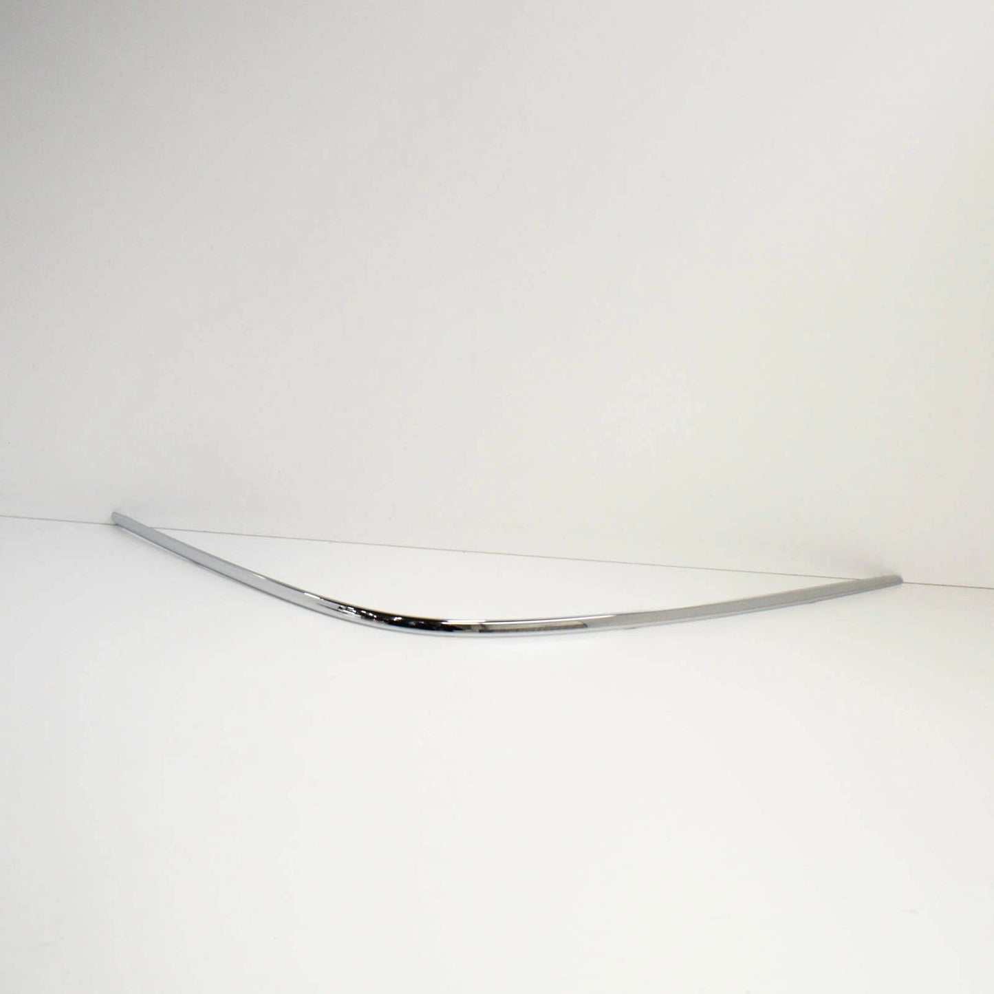 NEW MERCEDES BENZ CL C215 FRONT RIGHT CHROME MOULDING TRIM A2158851074 ORIGINAL