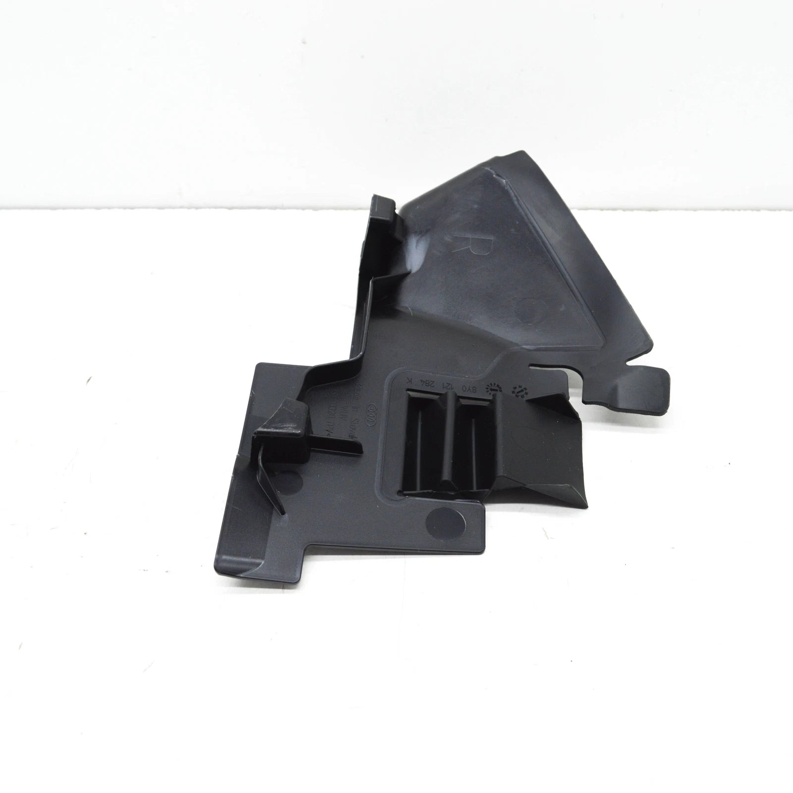 NEW AUDI A3 LIMOUSINE 8Y RIGHT RADIATOR AIR GUIDE 8Y0121284K ORIGINAL