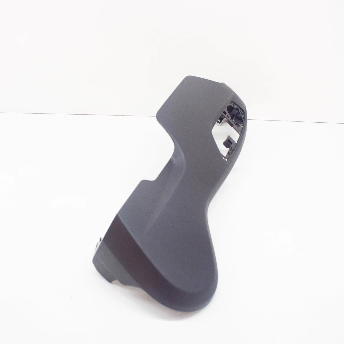 NEW VW TOUAREG 7P FRONT LEFT SEAT FRAME TRIM 7P6881313C82V ORIGINAL