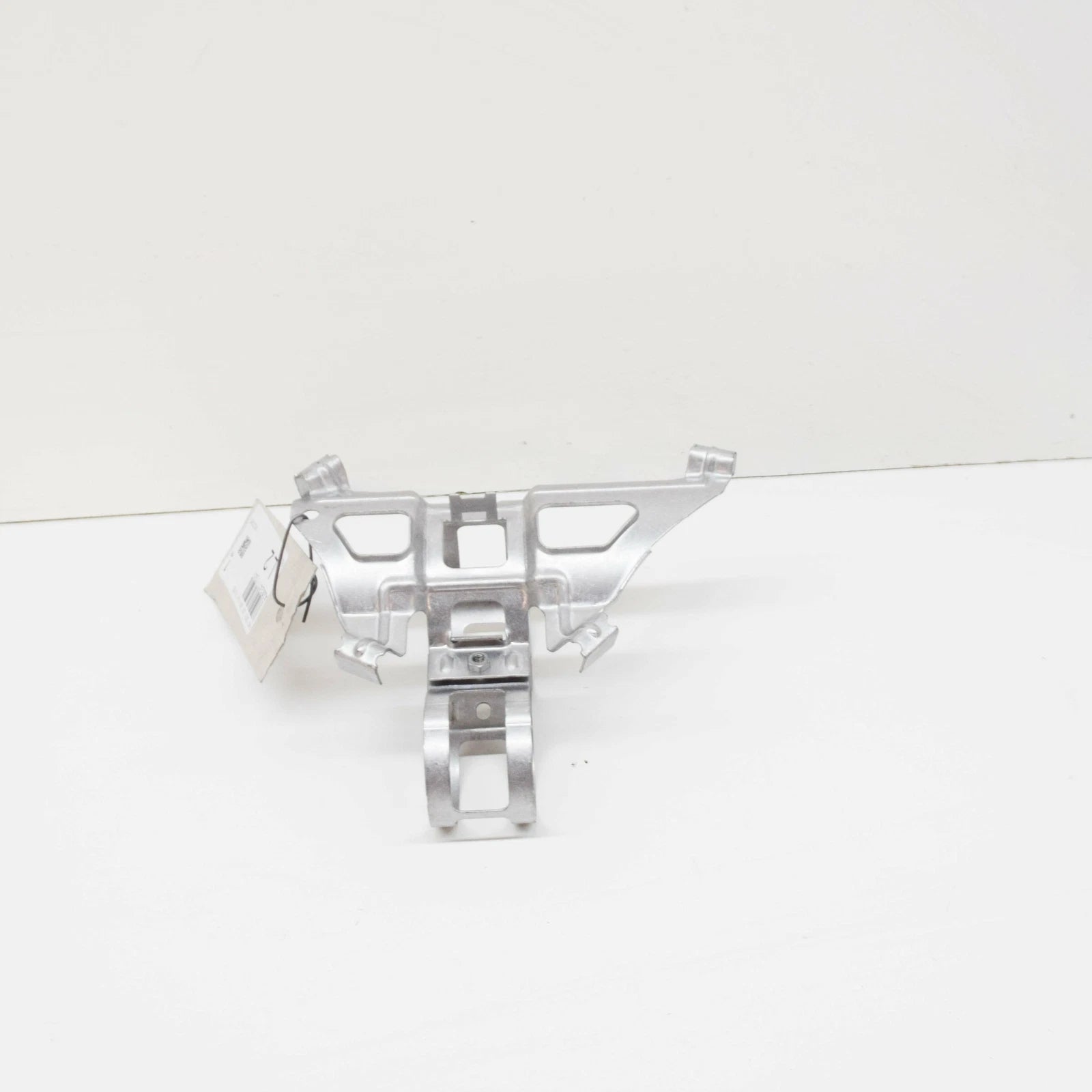 NEW MERCEDES-BENZ E W210 FUEL PUMP SYSTEM BRACKET A2024711341 ORIGINAL