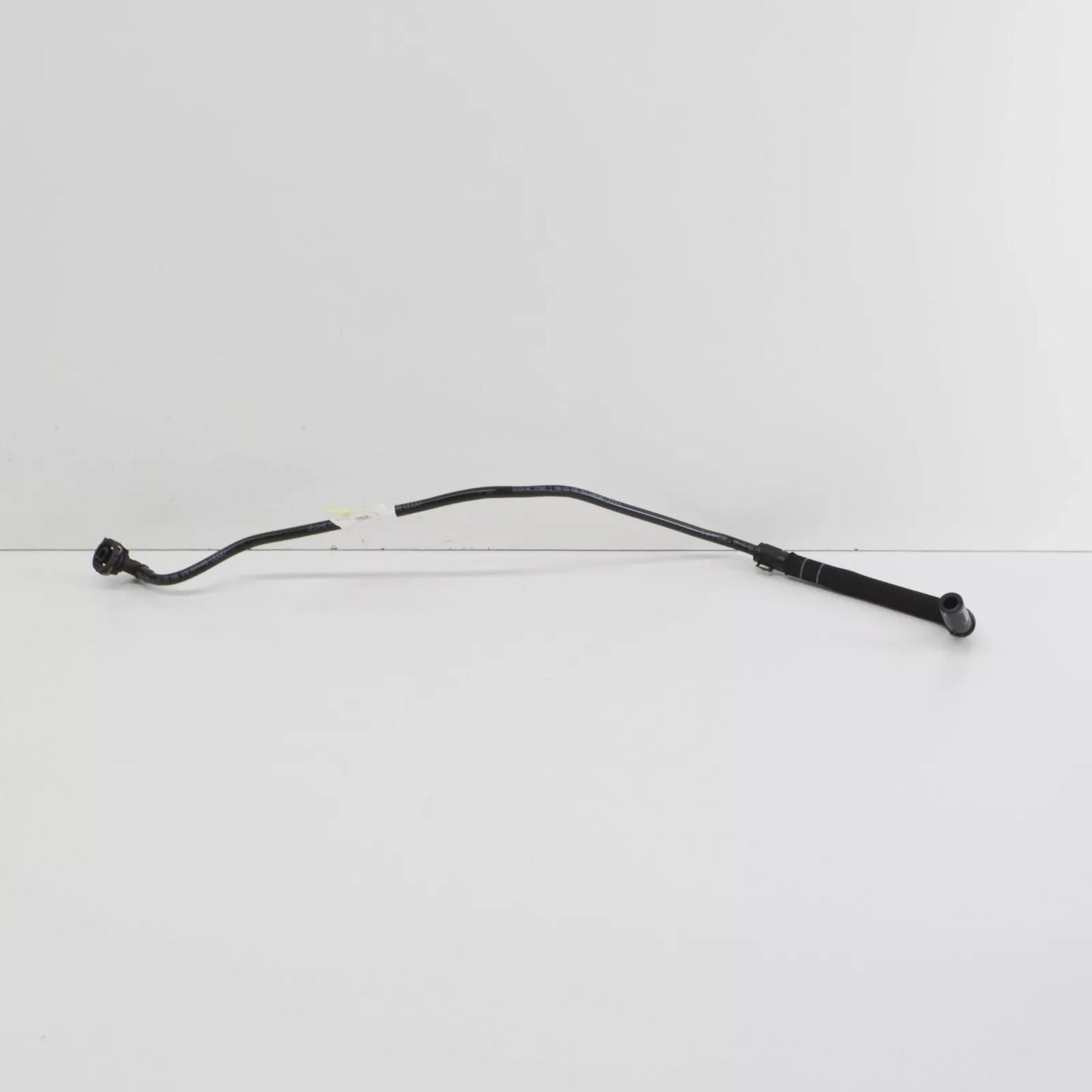 NEW AUDI Q5 8R REAR ENGINE COOLANT HOSE 8R0121081T ORIGINAL