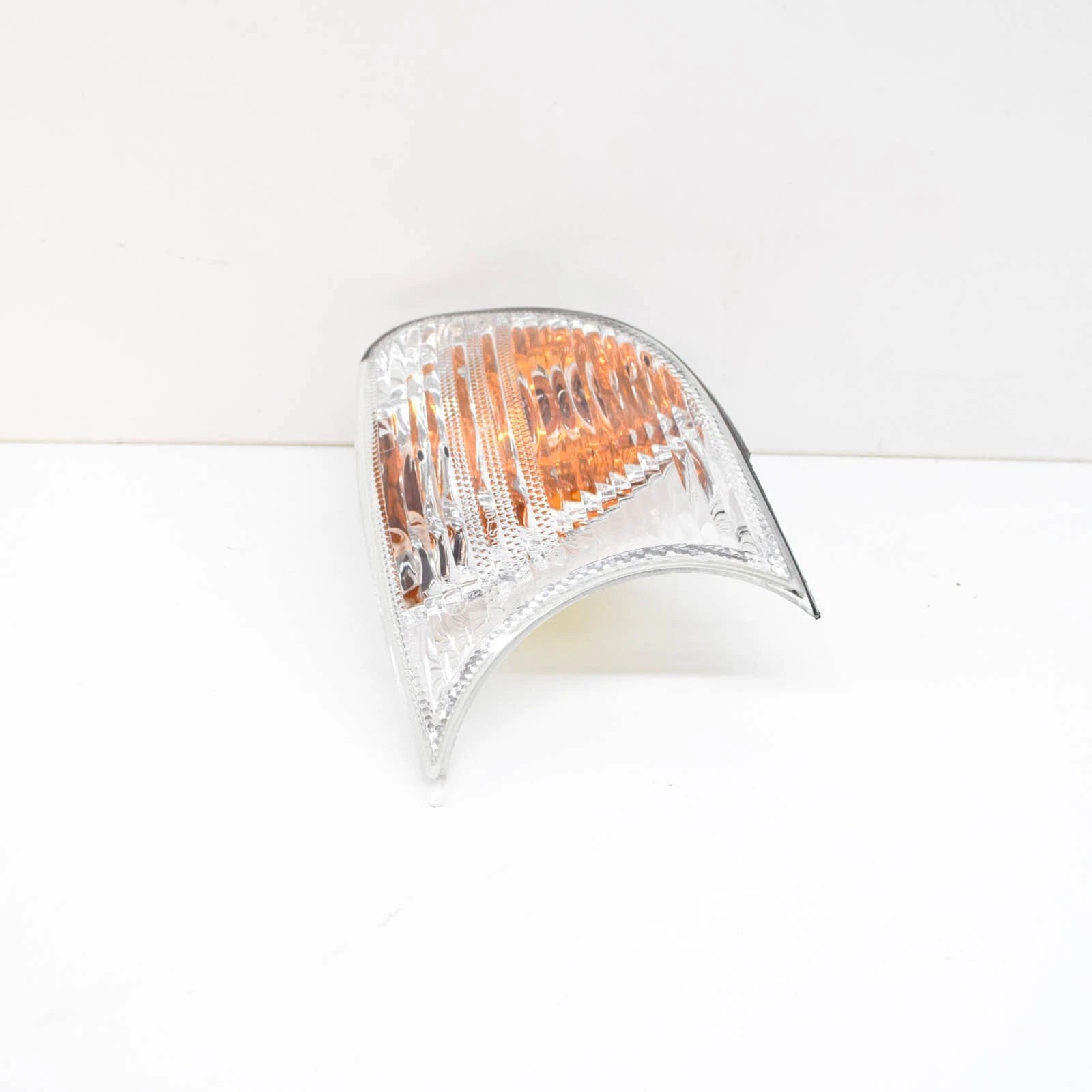 NEW BMW 3 E46 FRONT RIGHT TURN SIGNAL INDICATOR 63137165858 7165858 ORIGINAL