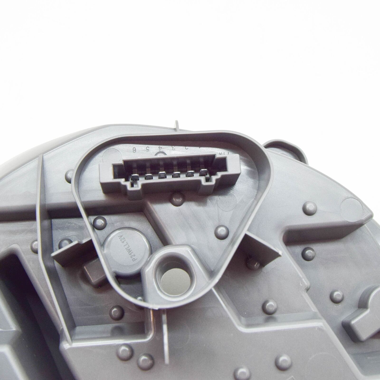 NEW MERCEDES-BENZ A W176 REAR RIGHT TAIL LAMP BULB MOUNT A1768200477 ORIGINAL