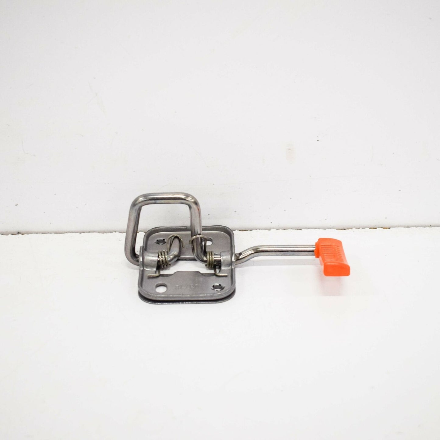 NEW VOLKSWAGEN POLO 6R HOOD RELEASE LEVER HOOK 6R0823186C ORIGINAL