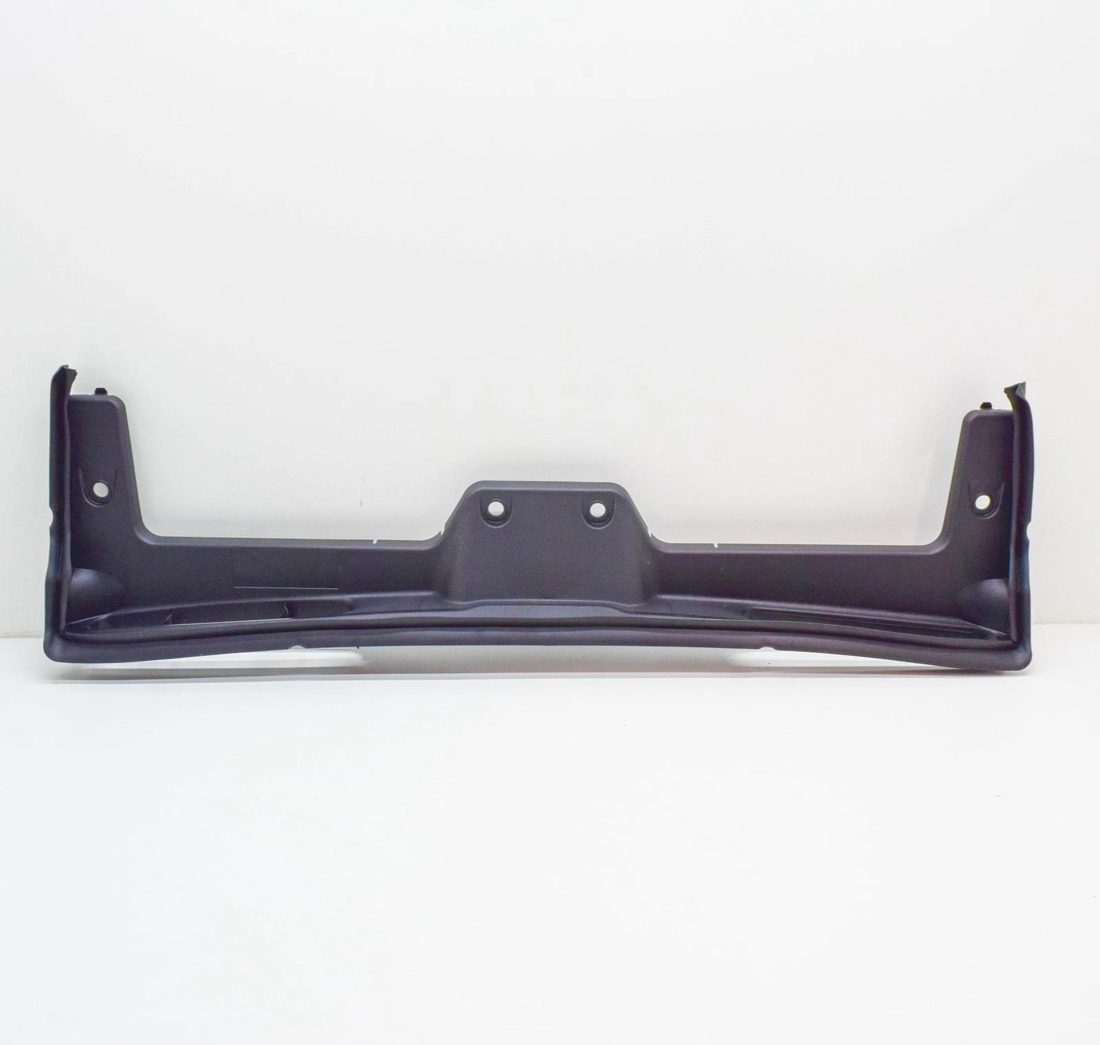 NEW MERCEDES-BENZ S W223 AIR INTAKE A2235052600 ORIGINAL