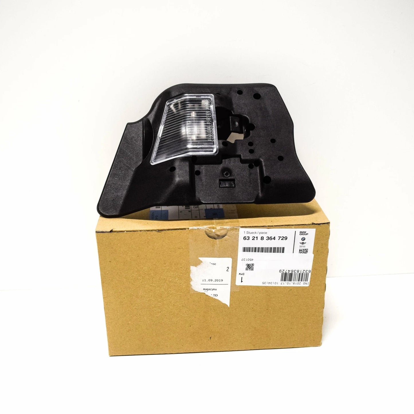 NEW BMW 3 COMPACT E46 LEFT TAIL LIGHT BULB HOLDER 63218364729 ORIGINAL