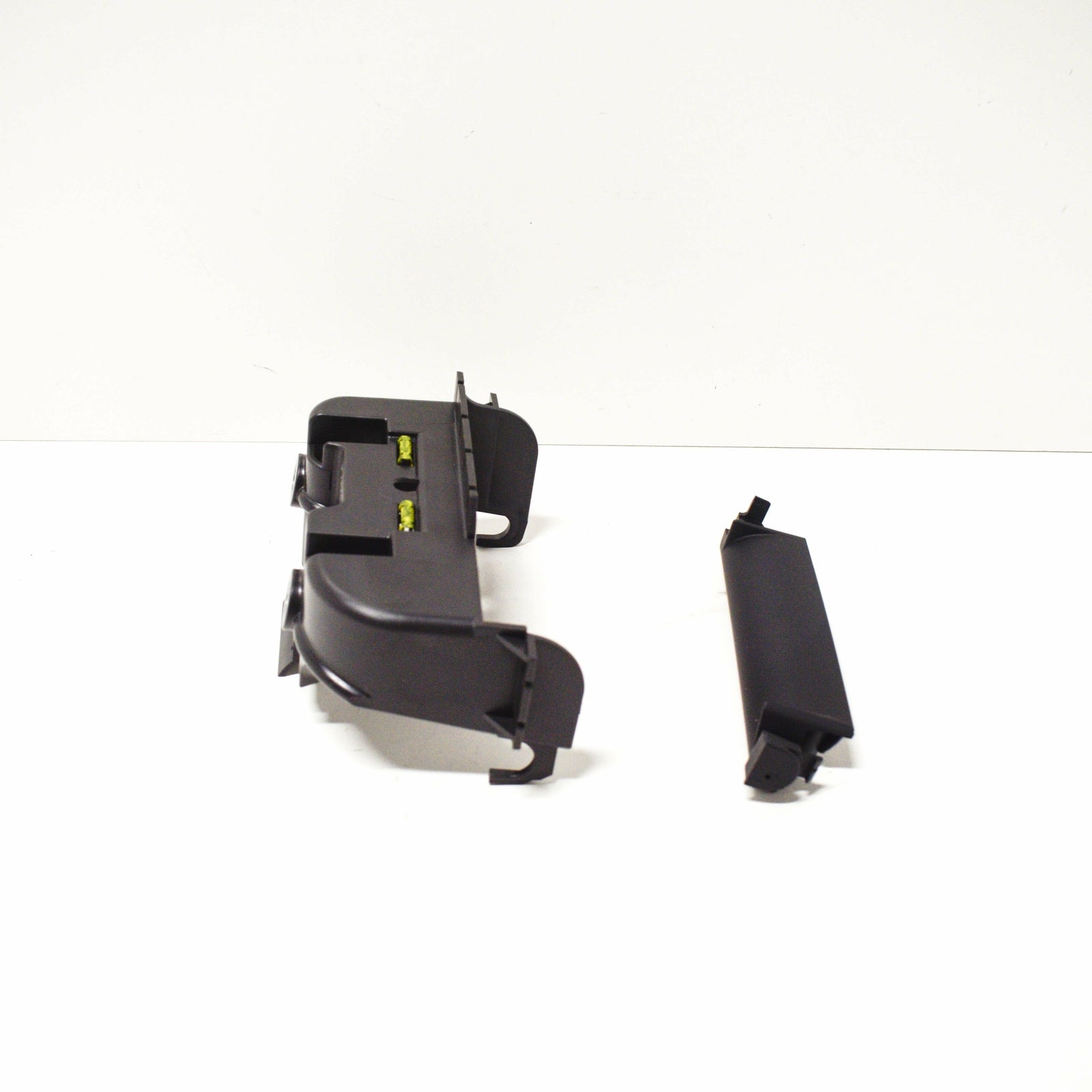 NEW VW EOS 1F7 FRONT RIGHT DOOR GRAB HANDLE BRACKET RHD 1K2867180C81U ORIGINAL