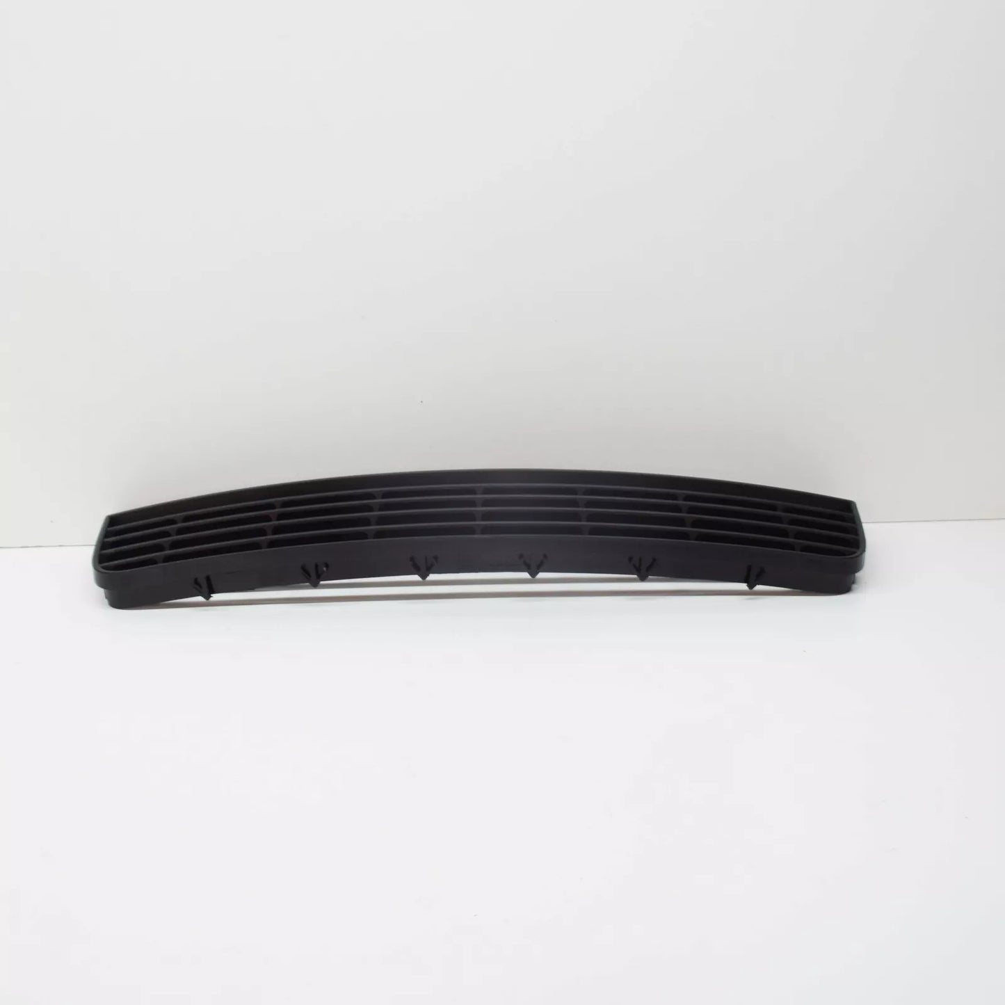 NEW VOLKSWAGEN GOLF MK5 FRONT BUMPER CENTER VENT GRILLE 1K08536779B9 ORIGINAL