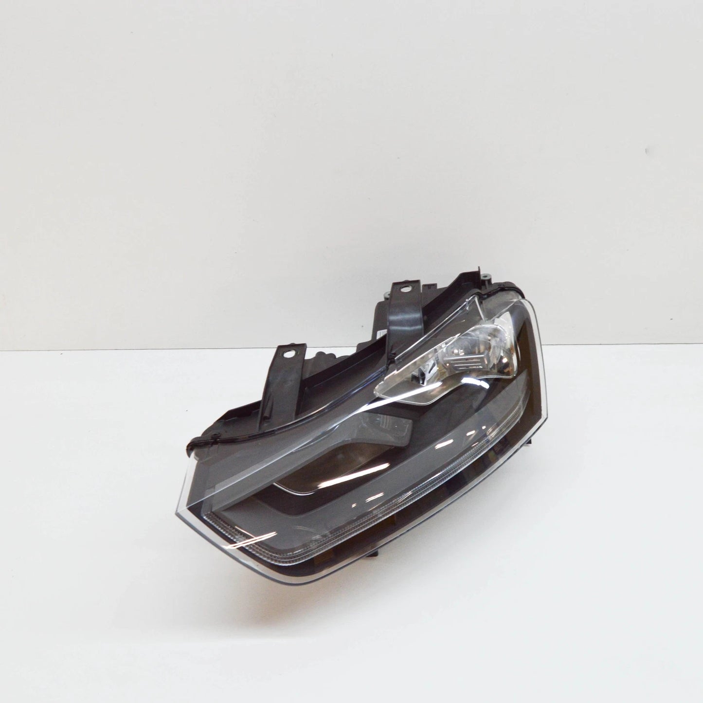 NEW AUDI Q3 8U FRONT LEFT HEADLIGHT RHD 8U0941003N ORIGINAL