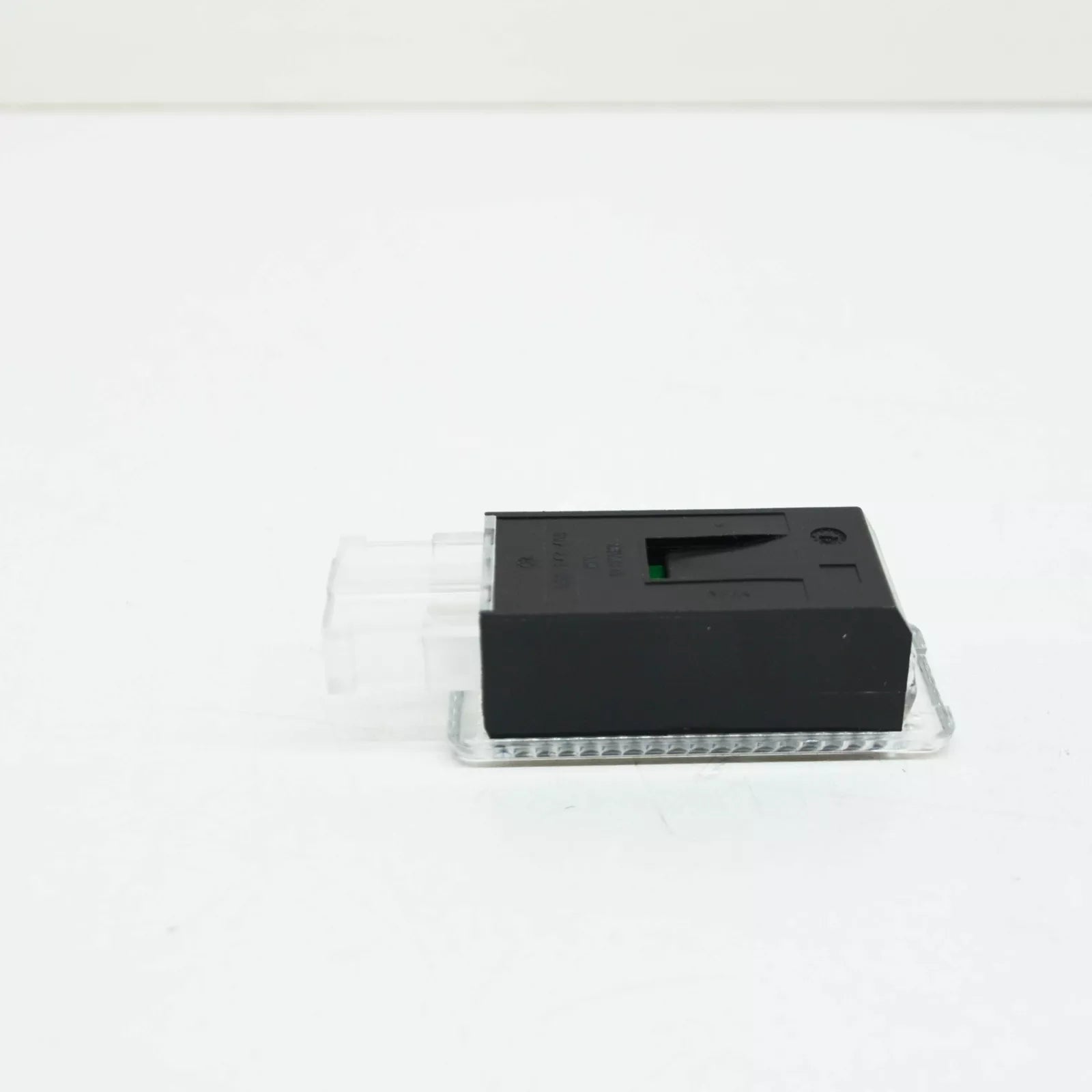 NEW VOLKSWAGEN GOLF MK7 FOOTWELL LED LIGHT 5G0947409 ORIGINAL