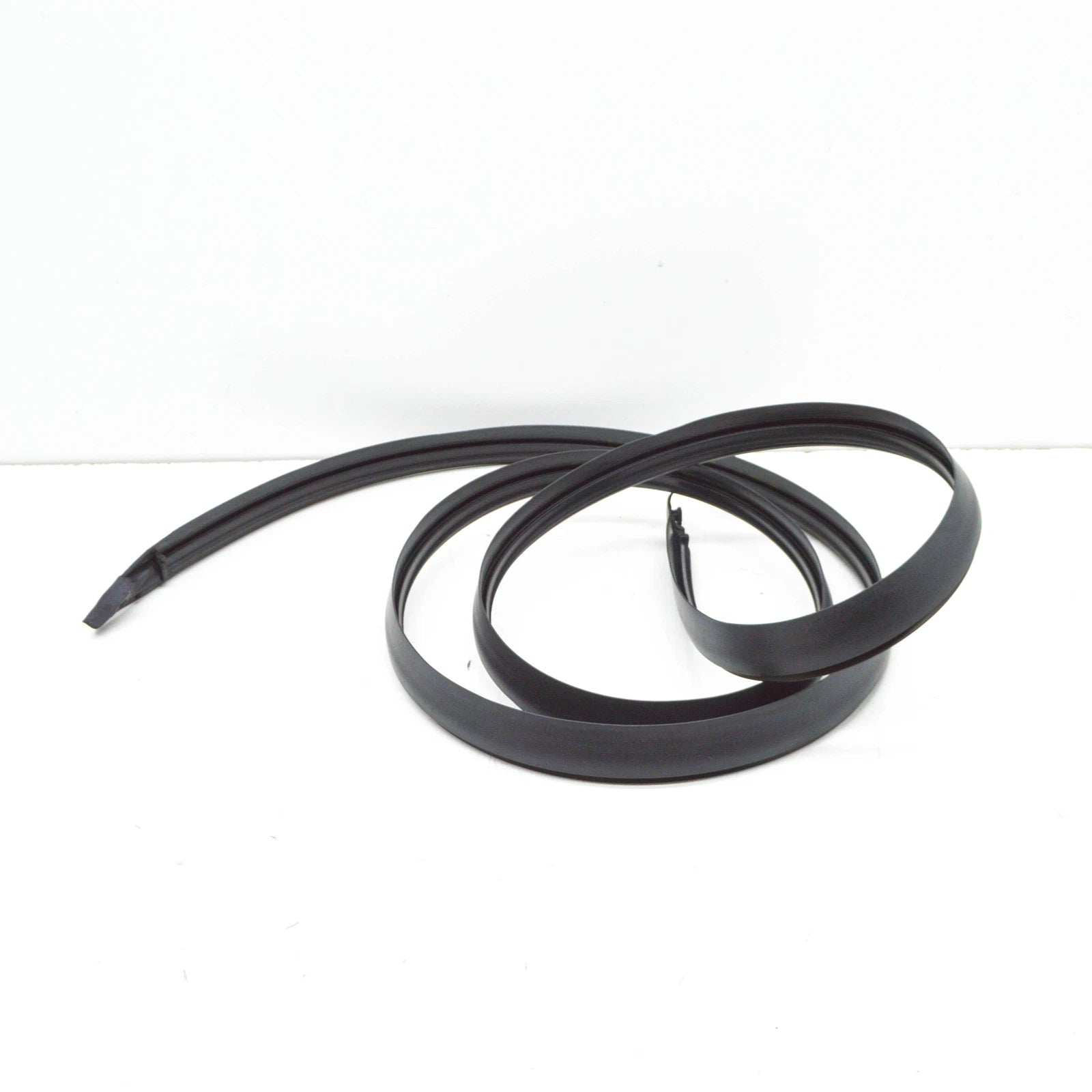 NEW BMW I3 I01 LEFT ROOF FRAME STRIP PIPING 51337288981 ORIGINAL