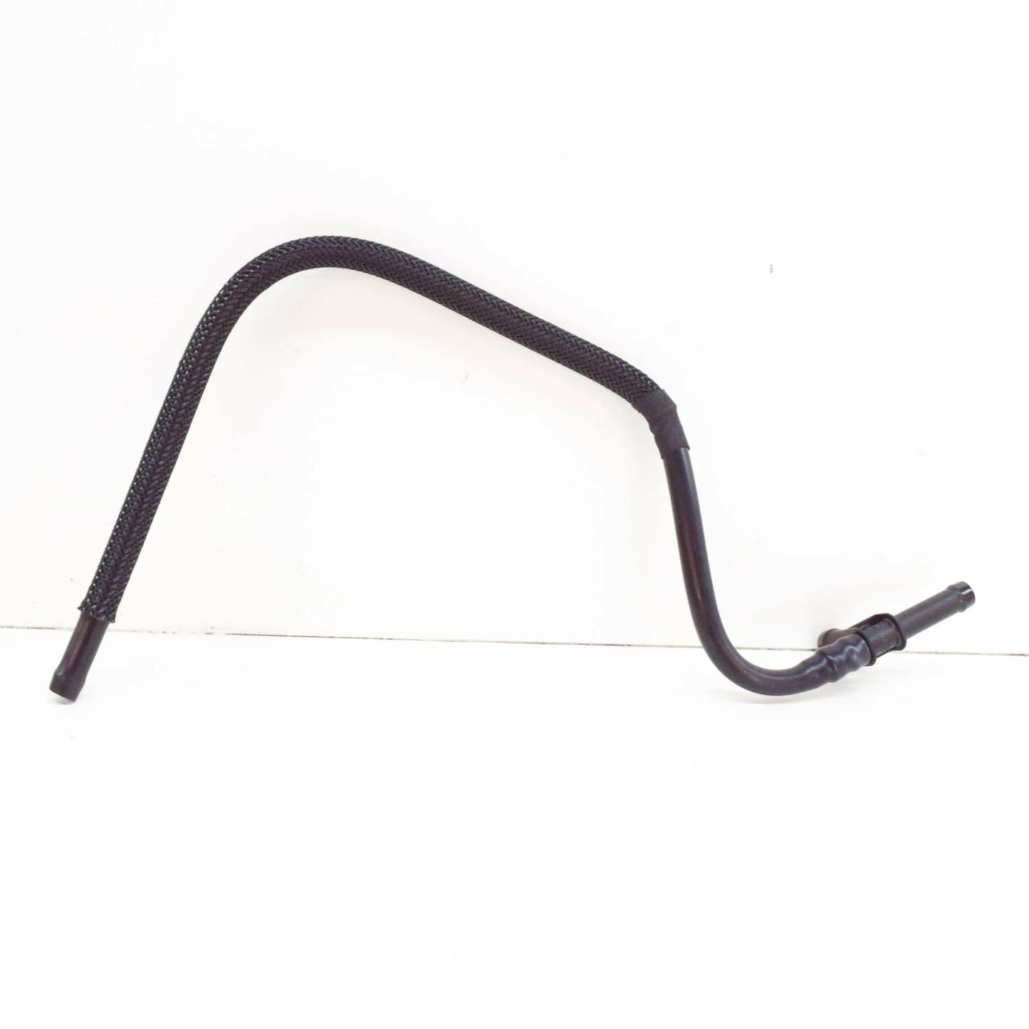 NEW AUDI A4 B7 COOLANT PIPE 059121086F