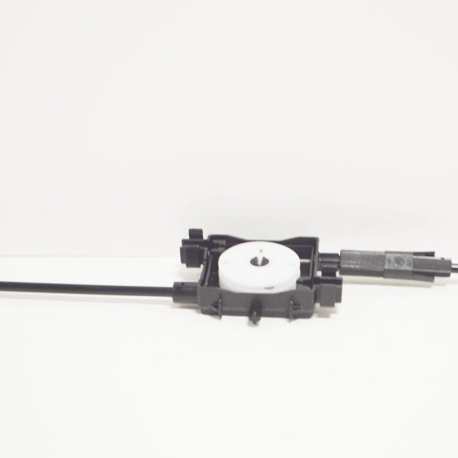 NEW AUDI Q3 8U FRONT HOOD LID LOCK RELEASE CENTRE CABLE 8U0823531 ORIGINAL