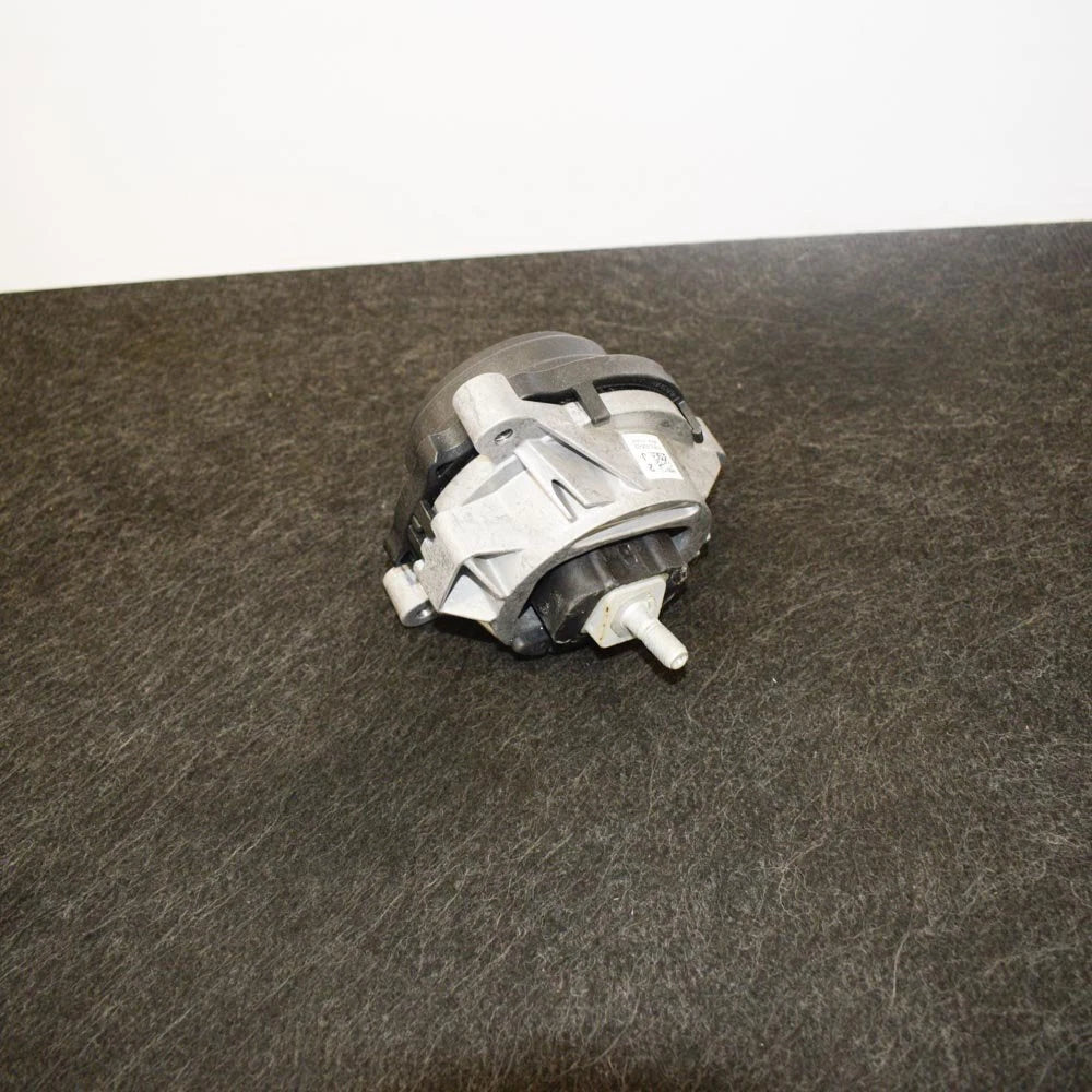 NEW BMW 3 F30 RIGHT ENGINE MOUNT 22116855456 6855456 ORIGINAL