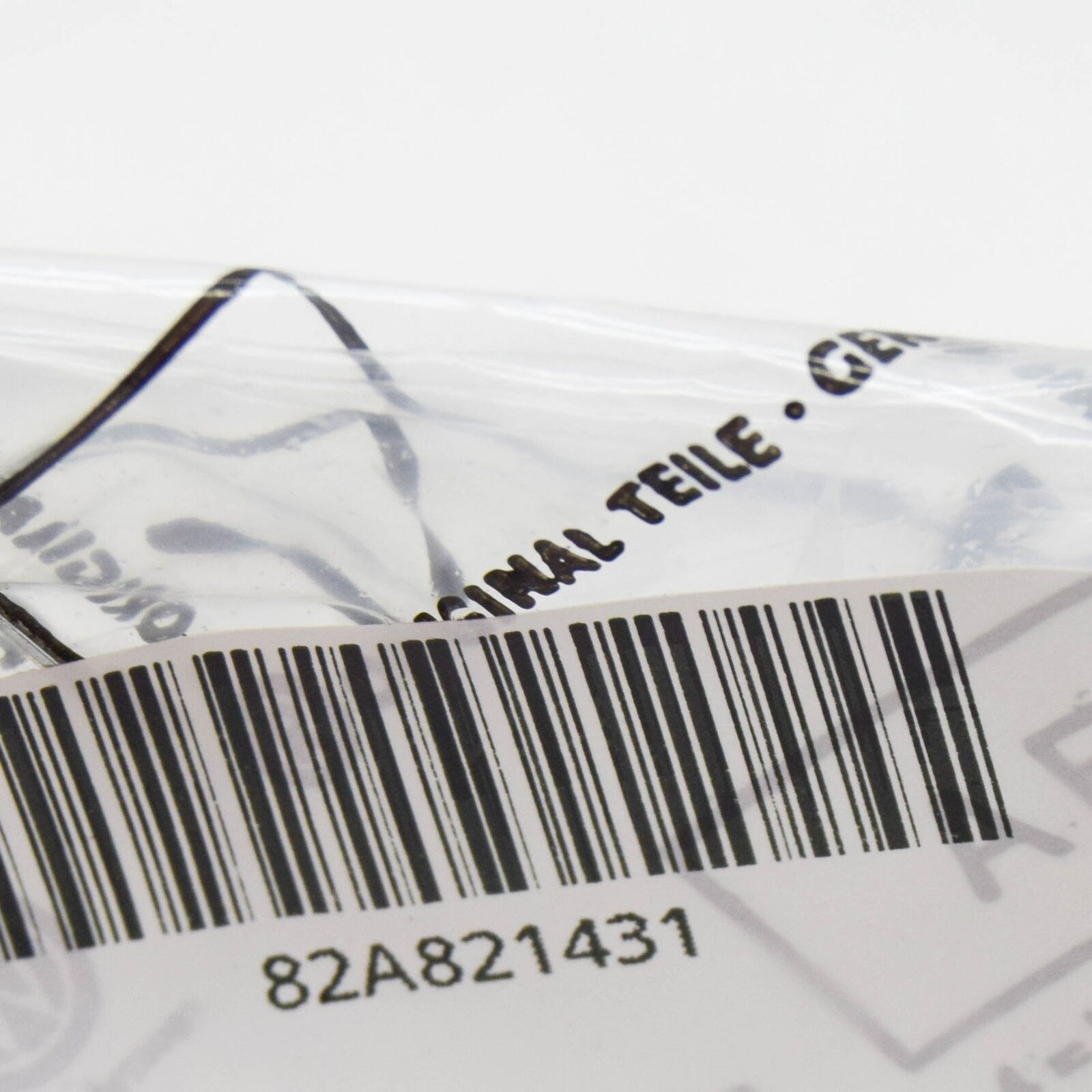 NEW AUDI A1 GB FRONT LEFT FENDER HOLDER 82A821431 ORIGINAL