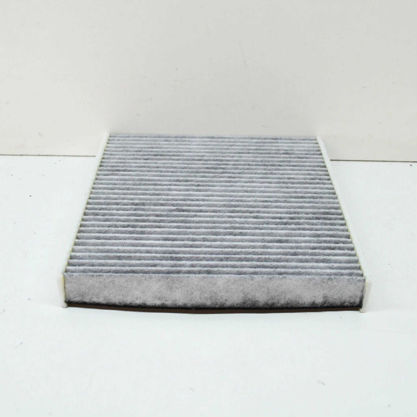 NEW AUDI A3 8V INTERIOR AIR FILTER 5Q0819669