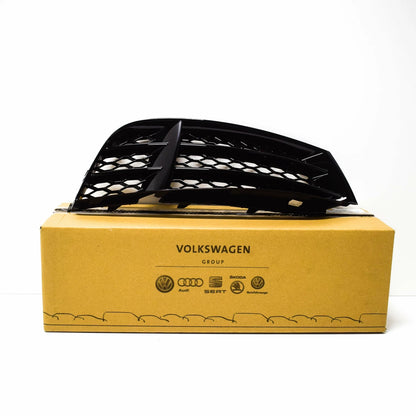 NEW AUDI RS5 8T FRONT BUMPER LOWER OUTER RIGHT GRILLE 8T0807682FT94  ORIGINAL