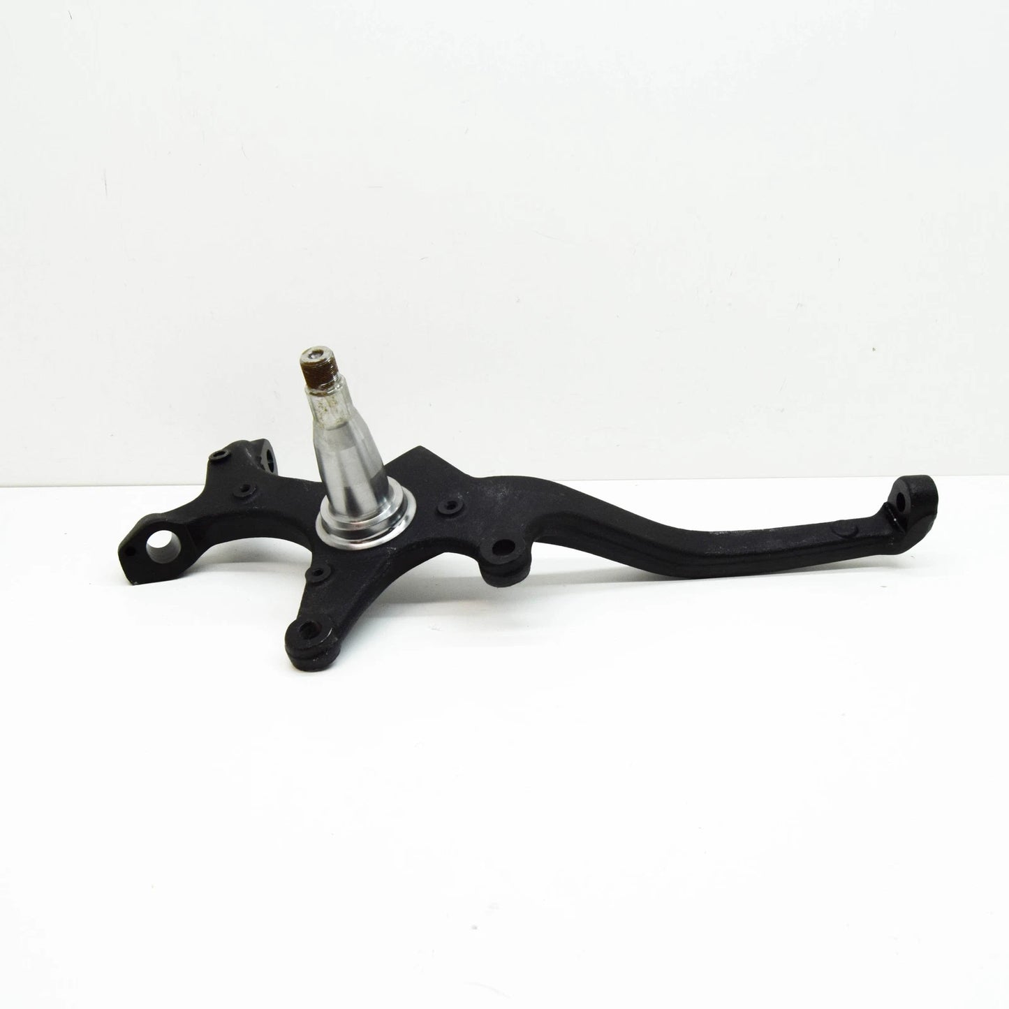 NEW MERCEDES-BENZ SLK R170 FRONT RIGHT STEERING KNUCKLE A2023300120 ORIGINAL