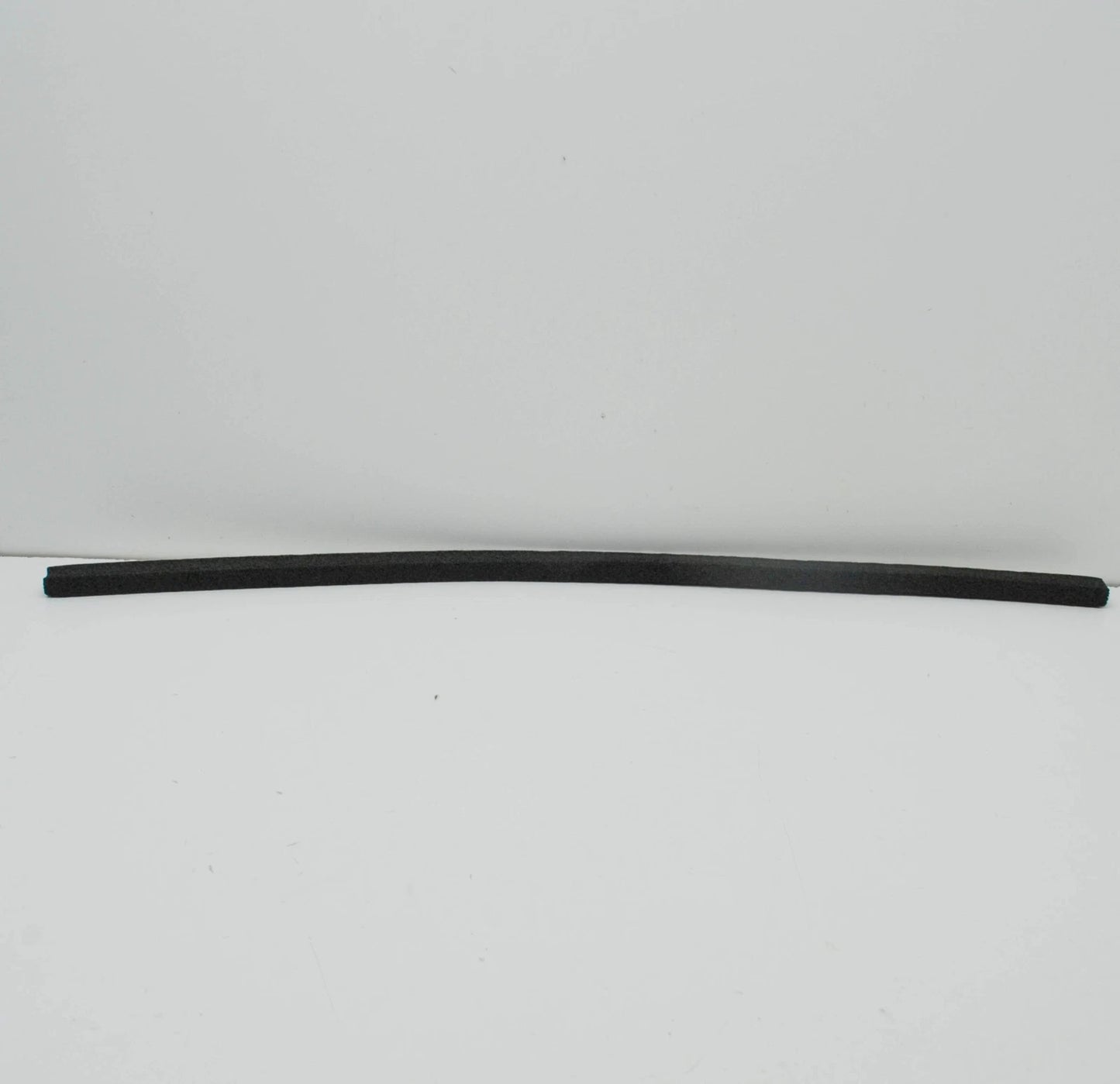 NEW BMW 7 G11 LOWER RADIATOR SEALING TRIM 17118577642 8577642 2016 ORIGINAL