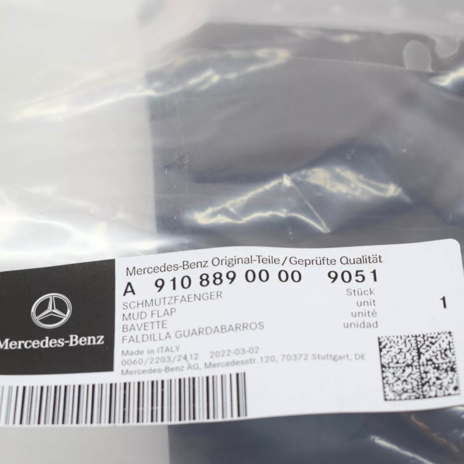 NEW MERCEDES-BENZ SPRINTER W907 FRONT LEFT MUDGUARD FLAP A91088900009051