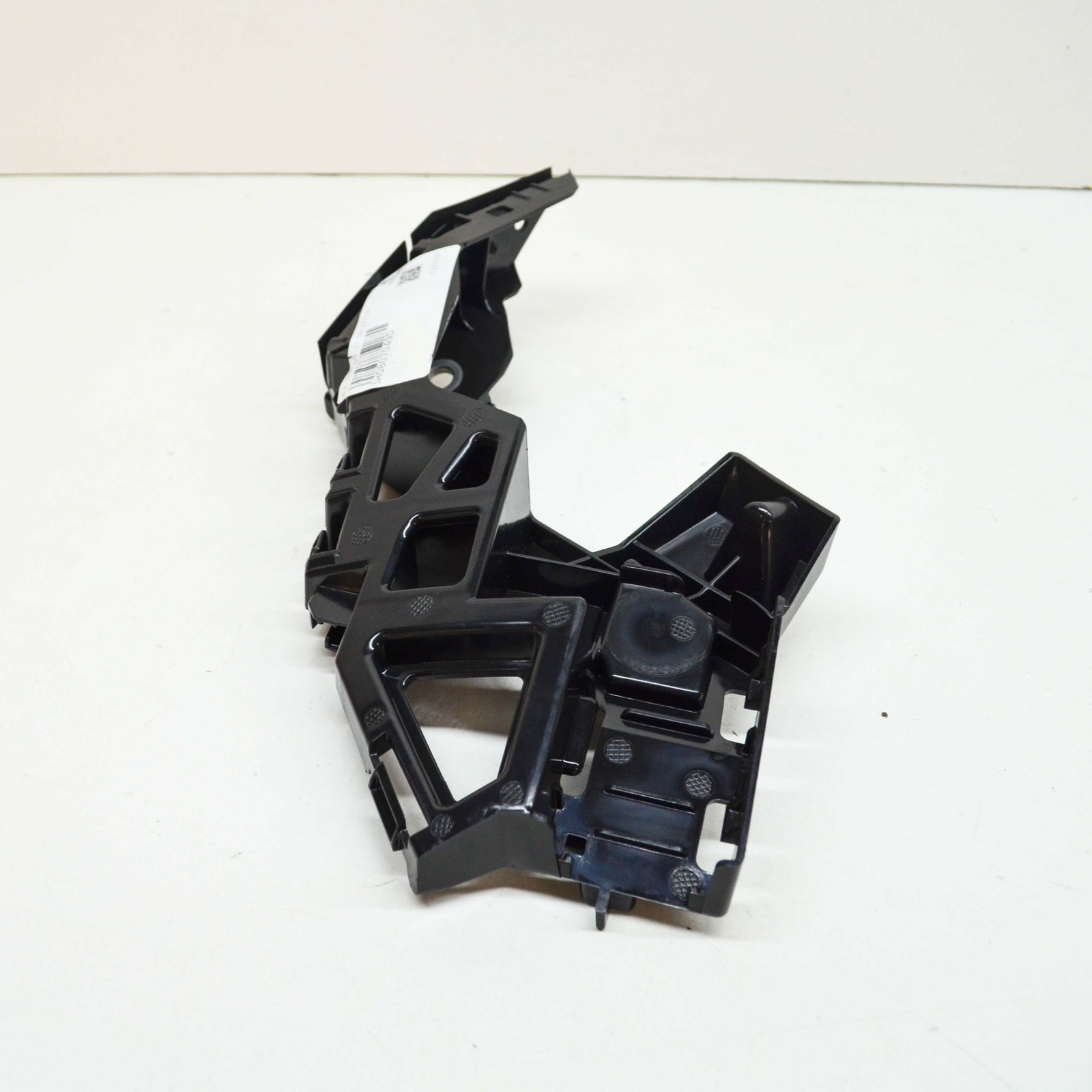 NEW VOLKSWAGEN GOLF MK8 CD1 FRONT LEFT BUMPER BRACKET 5H0807049D ORIGINAL