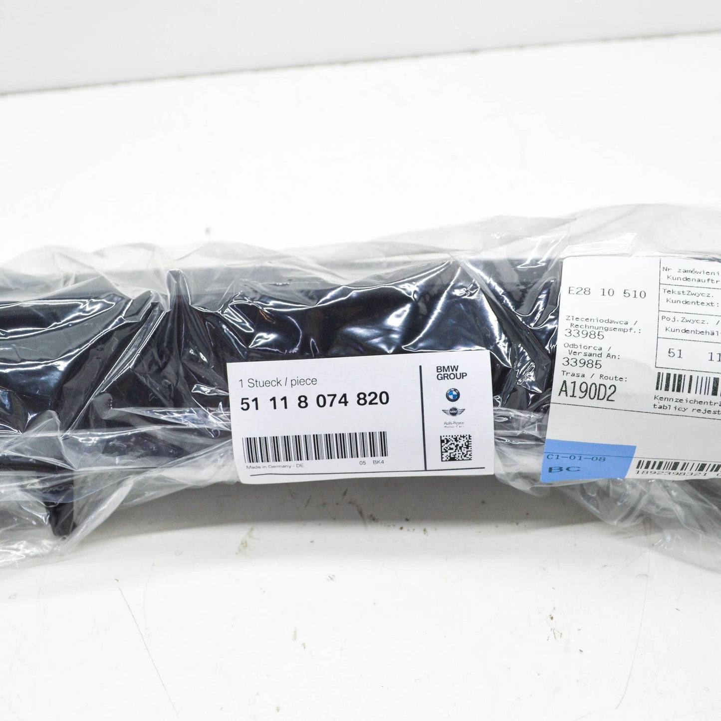 NEW BMW M8 CABRIO F91 FRONT BUMMPER LICENSE PLATE HOLDER 51118074820 ORIGINAL