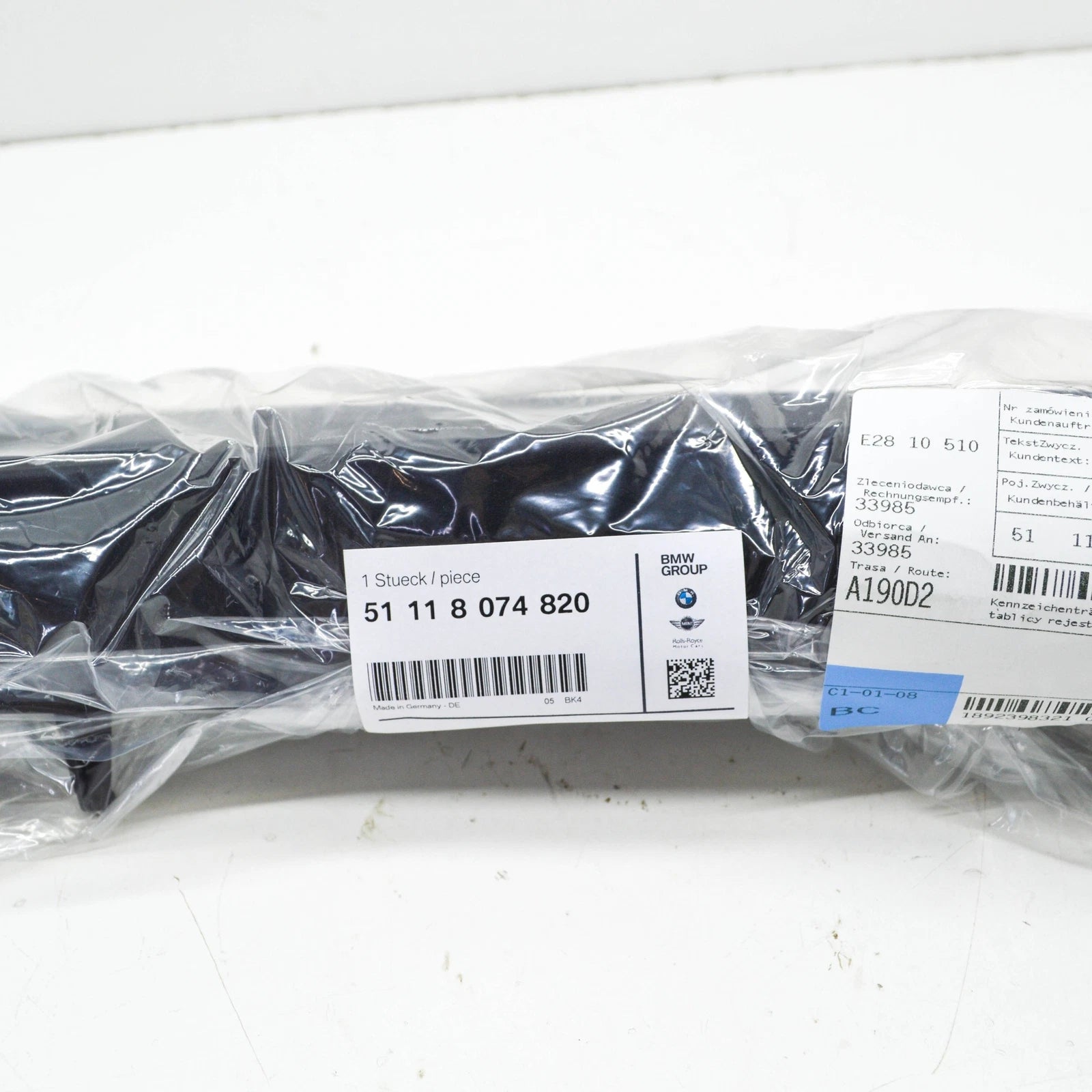 NEW BMW M8 CABRIO F91 FRONT BUMMPER LICENSE PLATE HOLDER 51118074820 ORIGINAL