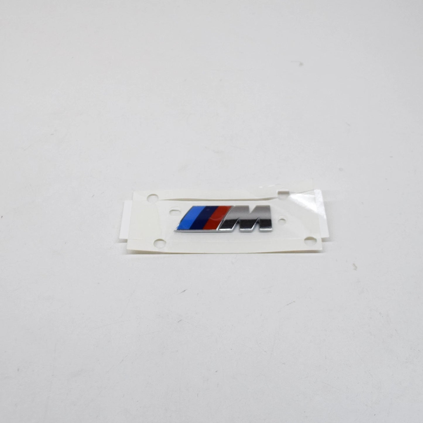 NEW BMW 5 G30 M REAR TRUNK BOOTLID BADGE 51148070804 8070804 ORIGINAL